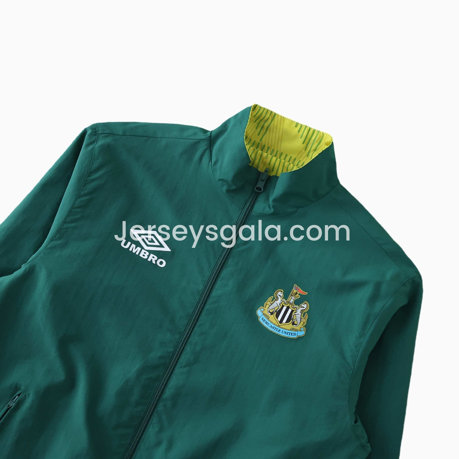 Newcastle United 24-25 Retro Style Double Sided Reversible Windbreaker - Green & Yellow - SOCCERDEALSHOP