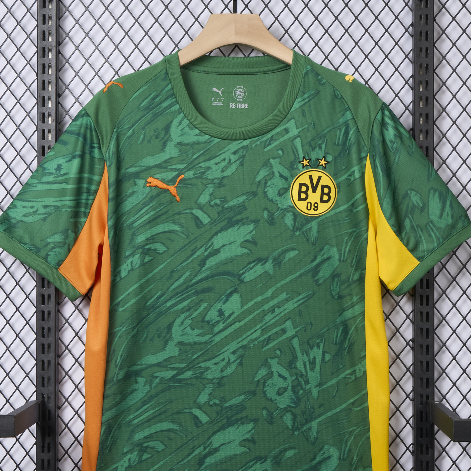 Dortmund 25-26 Green Goalkeeper Unsponsored Jersey - Fans Version - SOCCERDEALSHOP