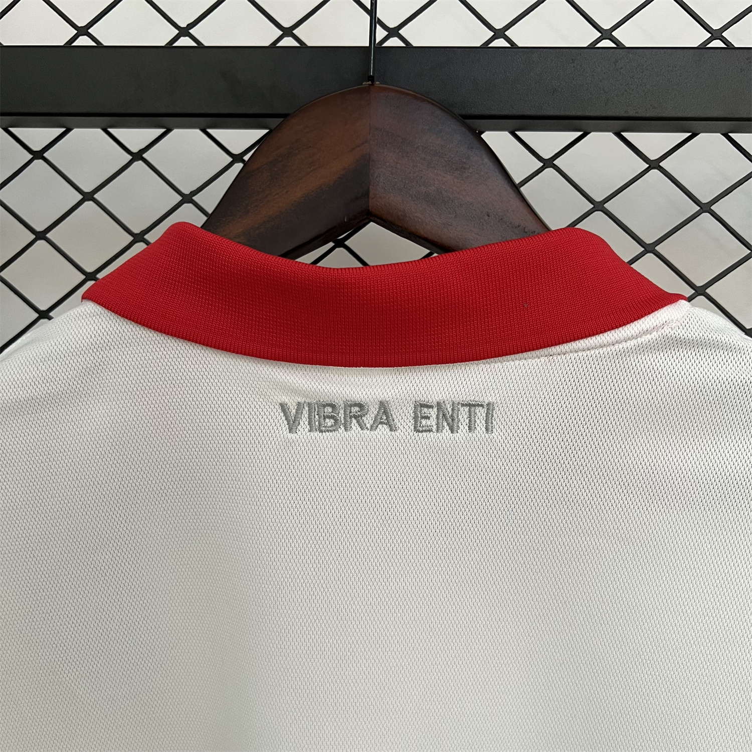 Osasuna 25-26 White Special Polo Jersey - Fans Version - SOCCERDEALSHOP