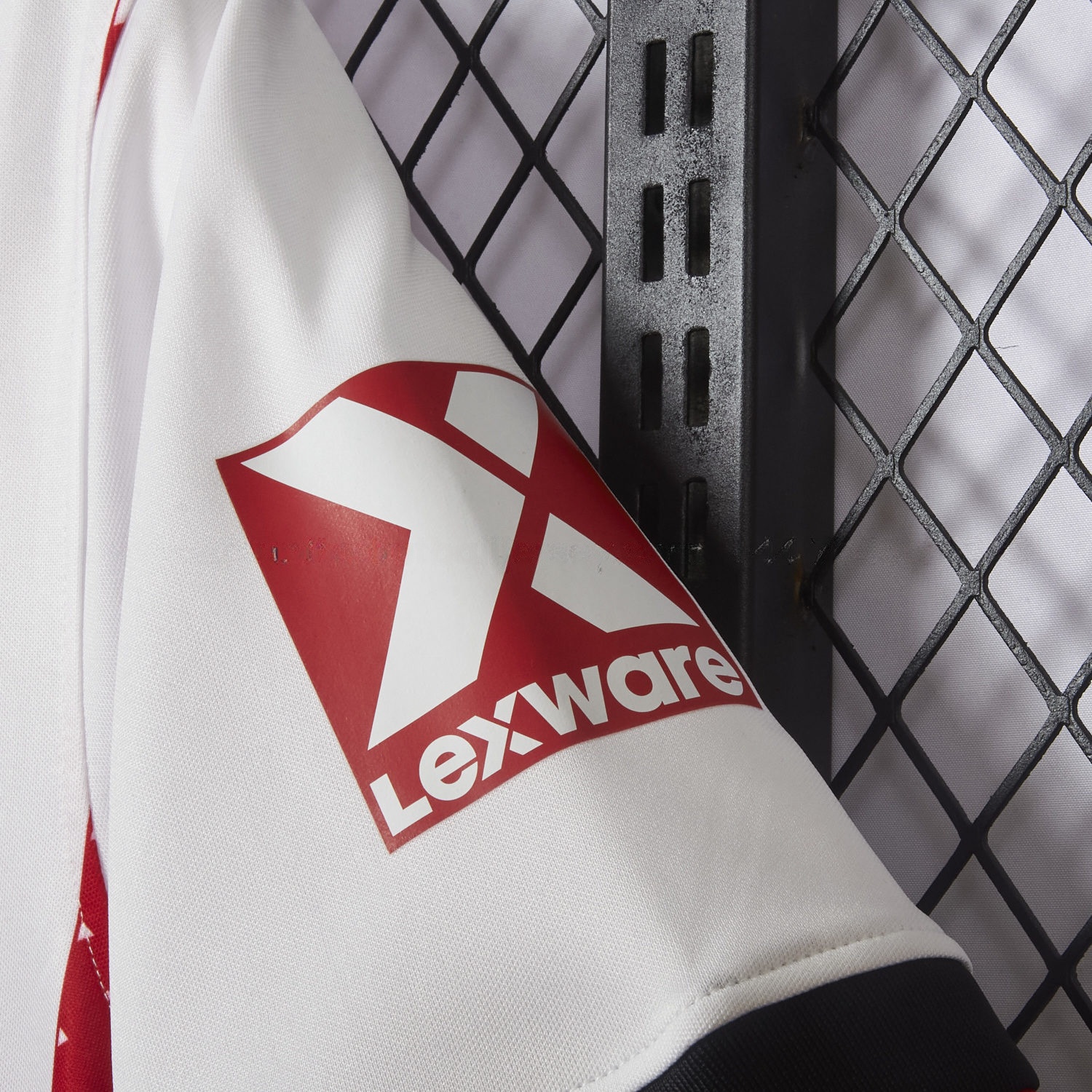 SC Freiburg 25-26 Home Jersey - Fans Version - SOCCERDEALSHOP