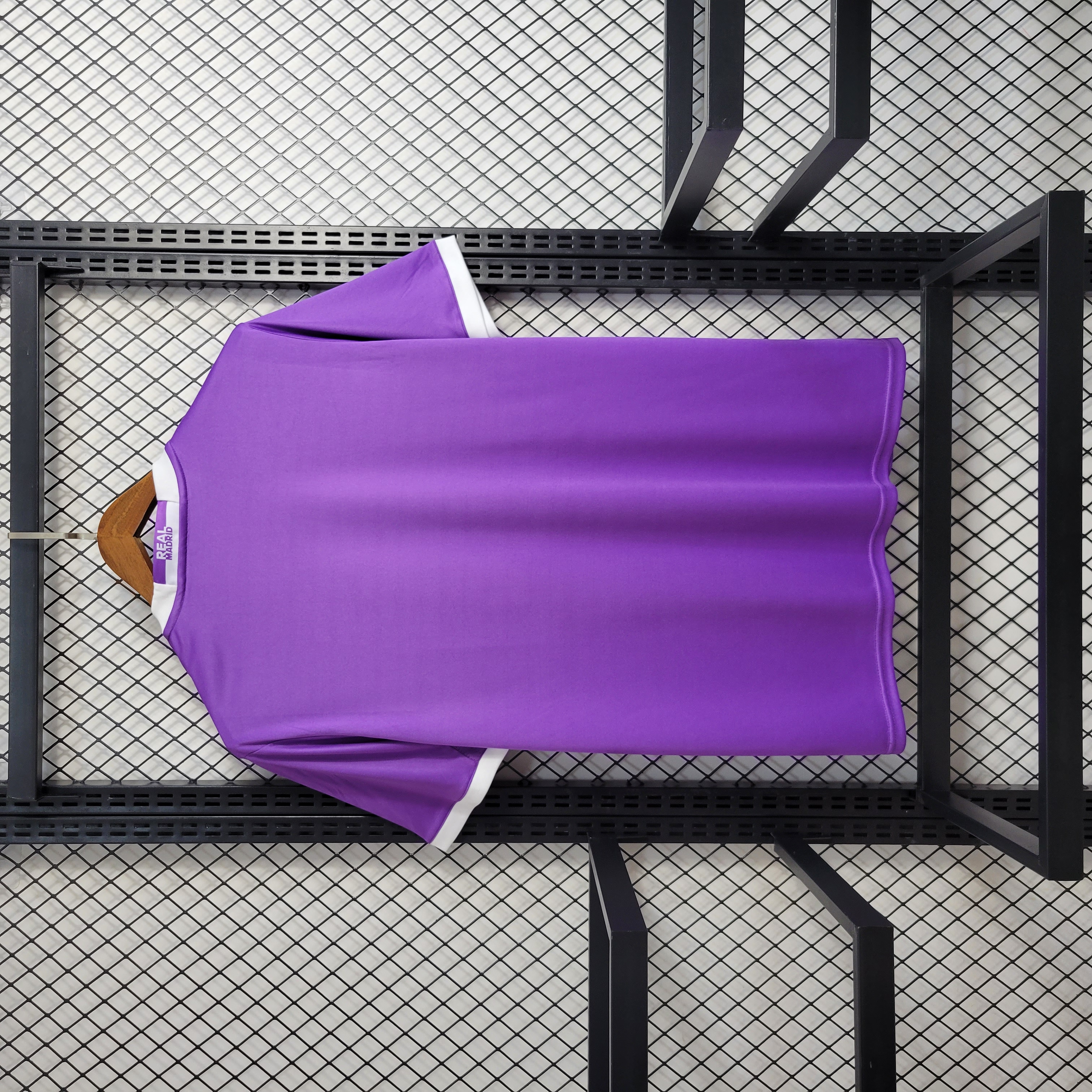 Retro Real Madrid 16-17 Away Jersey - Champions League Final Version - SOCCERDEALSHOP