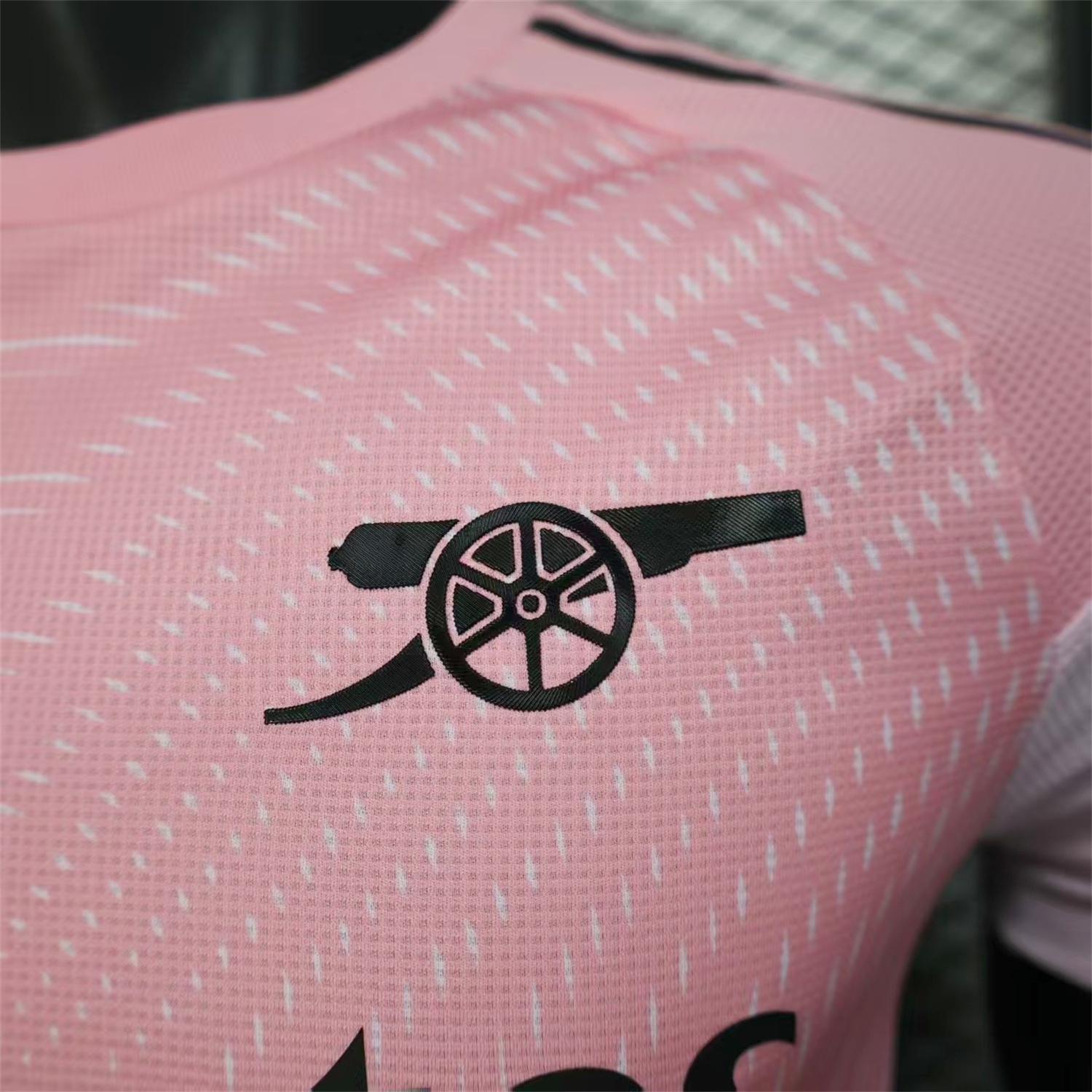 Arsenal 25-26 Pre-Match Training Pink Jersey - Player Version - SOCCERDEALSHOP