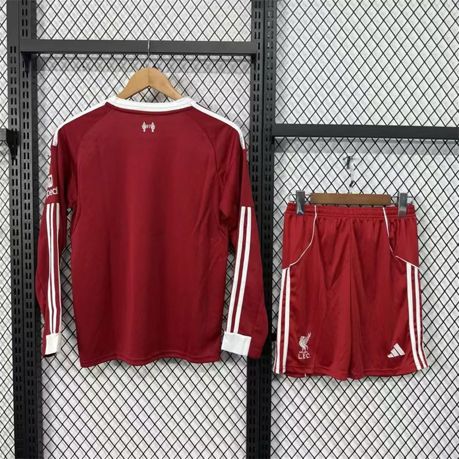 Liver.pool 25-26 Home Red Long Sleeves Kids Kit - SOCCERDEALSHOP