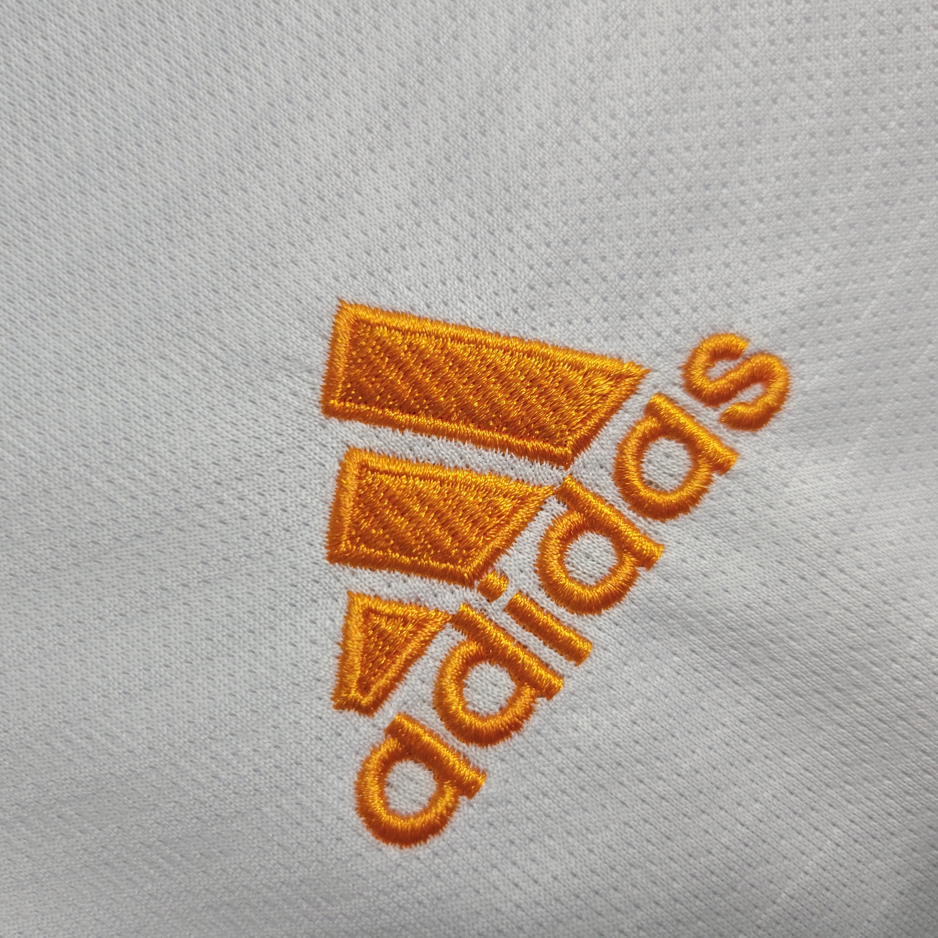 Retro Real Madrid 21-22 Home Stadium Jersey - SOCCERDEALSHOP