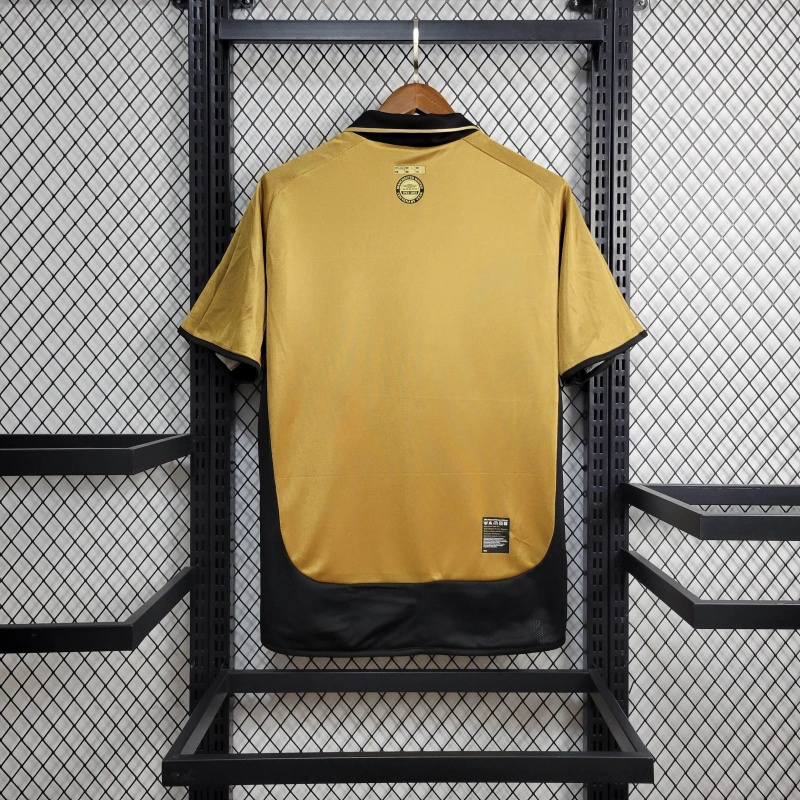 Retro Manchester United 01-02 100th Anniversary Special Edition Jersey - White & Gold - SOCCERDEALSHOP