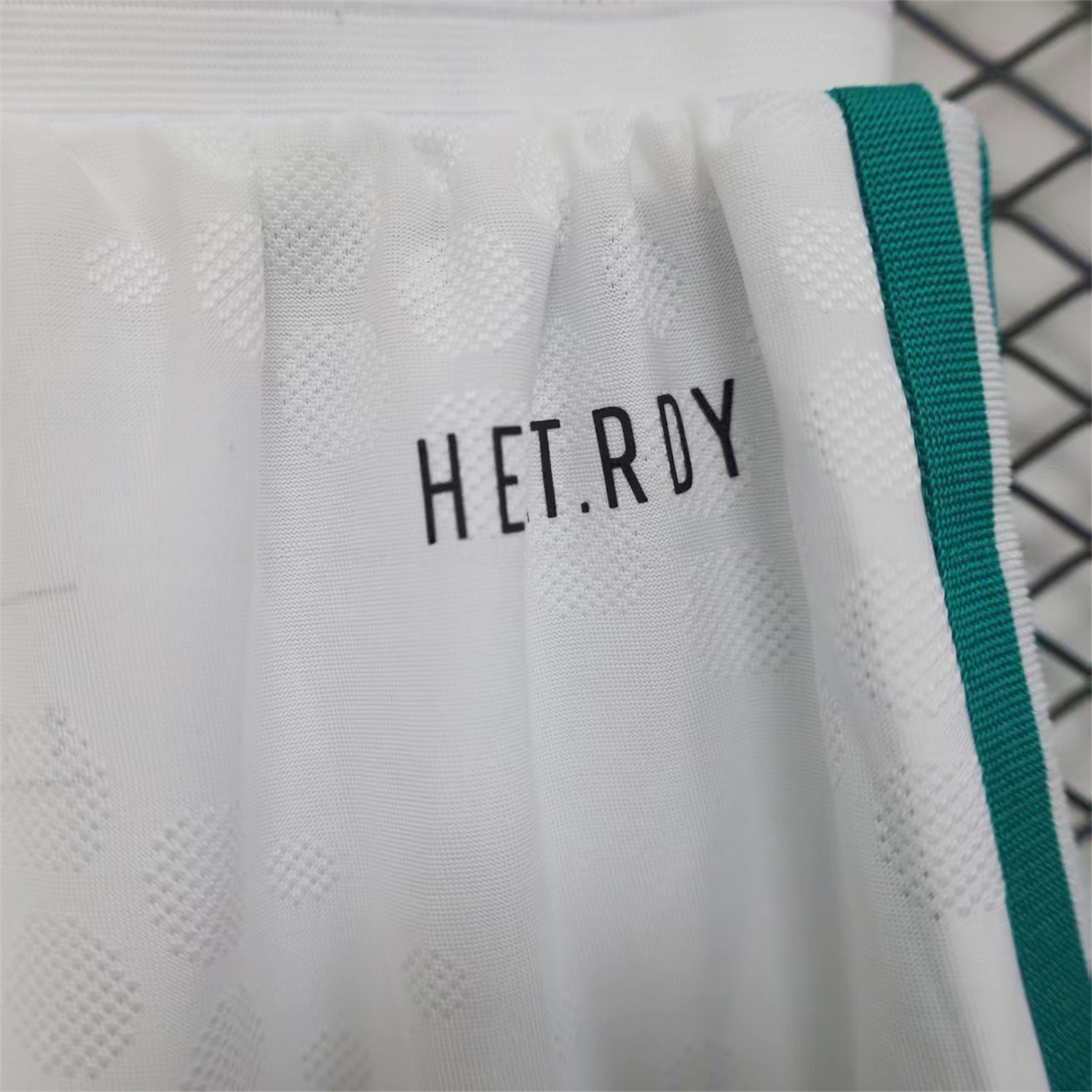 Liver.pool 25-26 Third White Shorts - Player Version - SOCCERDEALSHOP