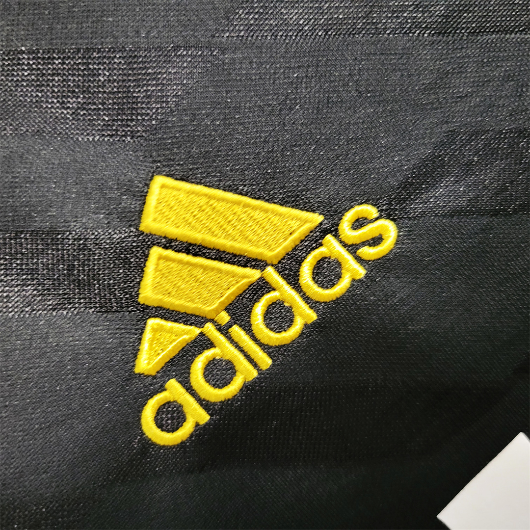 Retro Real Madrid 11-12 Away Jersey - SOCCERDEALSHOP