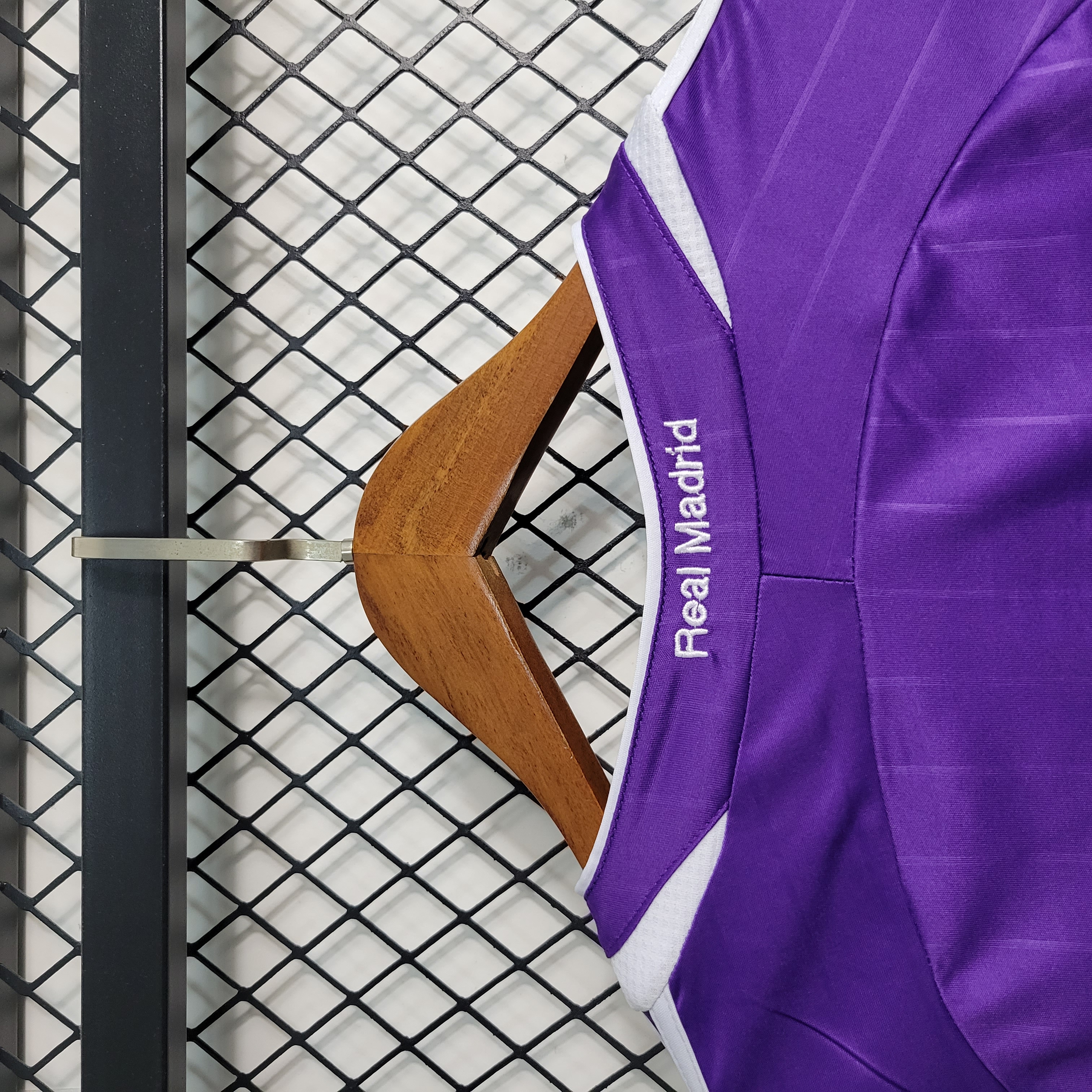 Retro Real Madrid 06-07 Third Jersey - SOCCERDEALSHOP