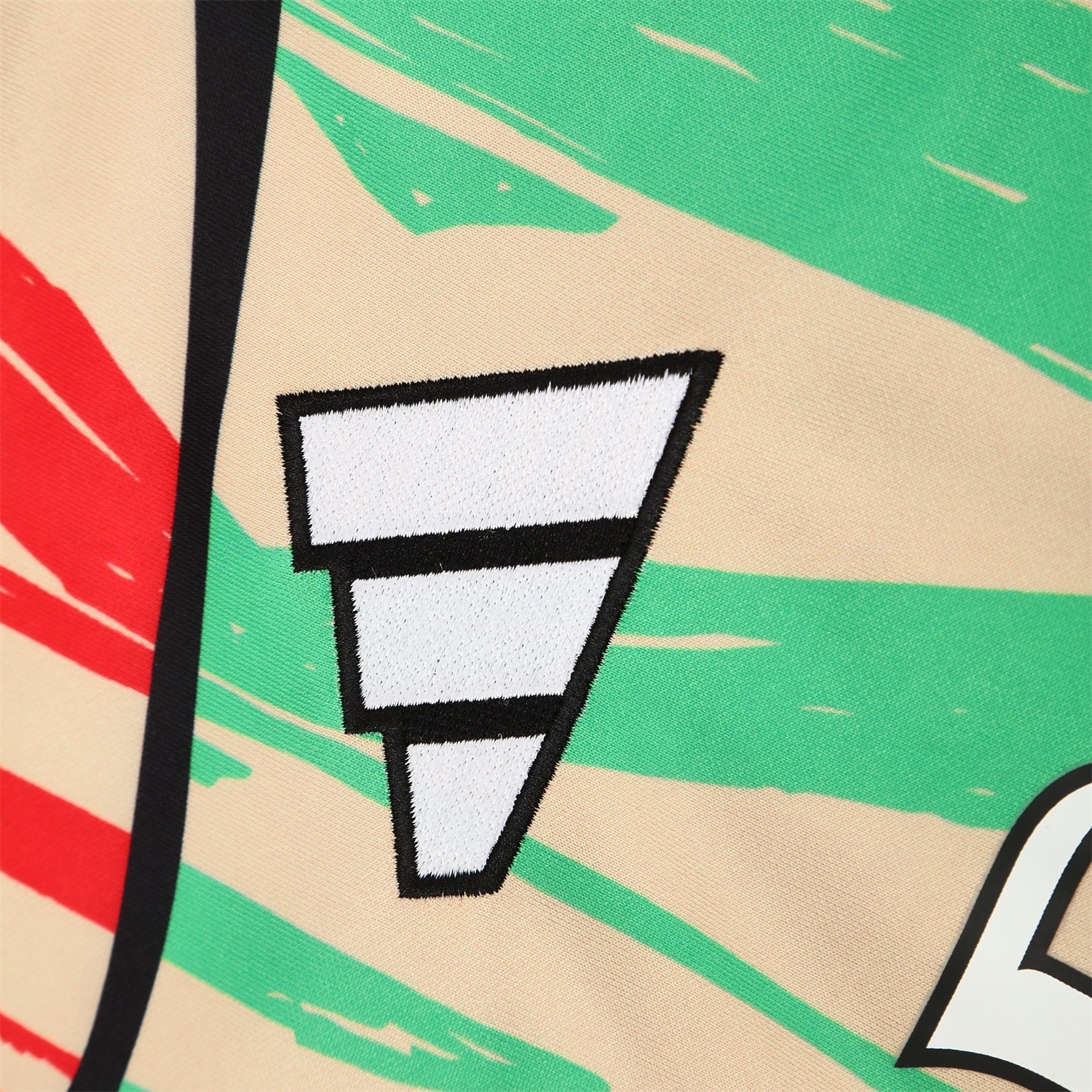 Arsenal 25-26 Training Hoodie Set - Red Green Hoodie and Black Pants - SOCCERDEALSHOP