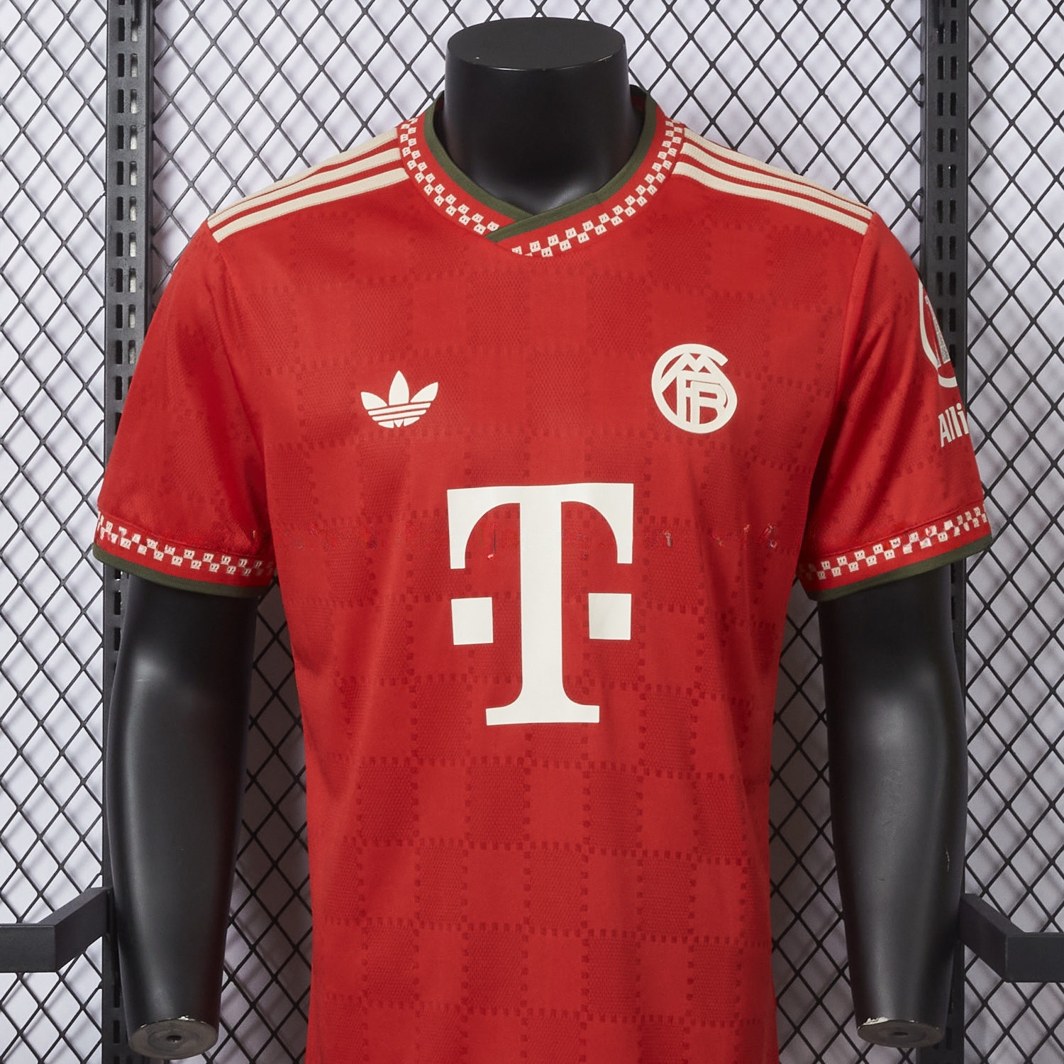 Bayern Munich 25-26 Trefoil Red Special Jersey - Player Version - SOCCERDEALSHOP