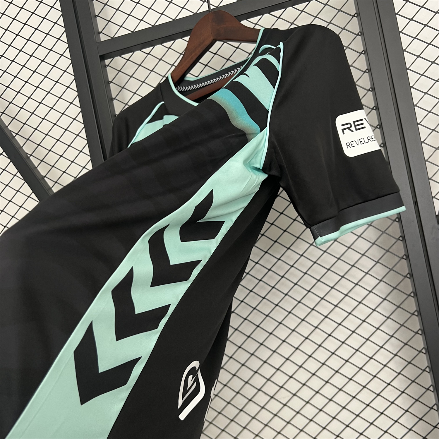 Real Betis 25-26 Third Jersey - Fans Version - SOCCERDEALSHOP