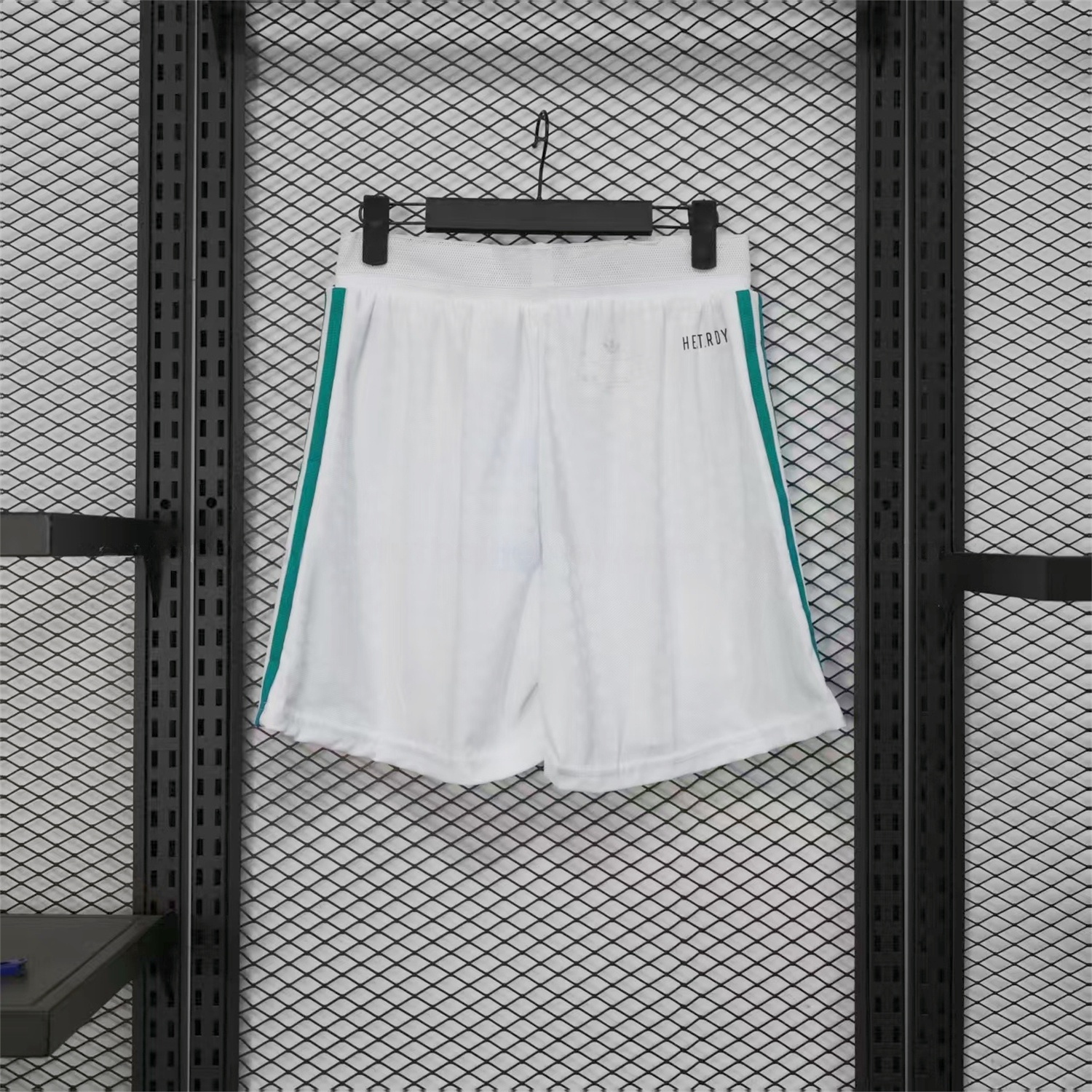 Liver.pool 25-26 Third White Shorts - Player Version - SOCCERDEALSHOP