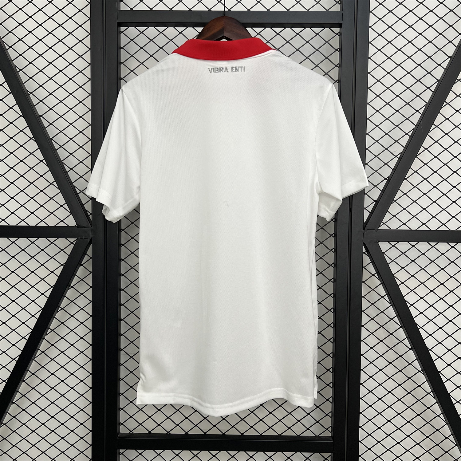 Osasuna 25-26 White Special Polo Jersey - Fans Version - SOCCERDEALSHOP