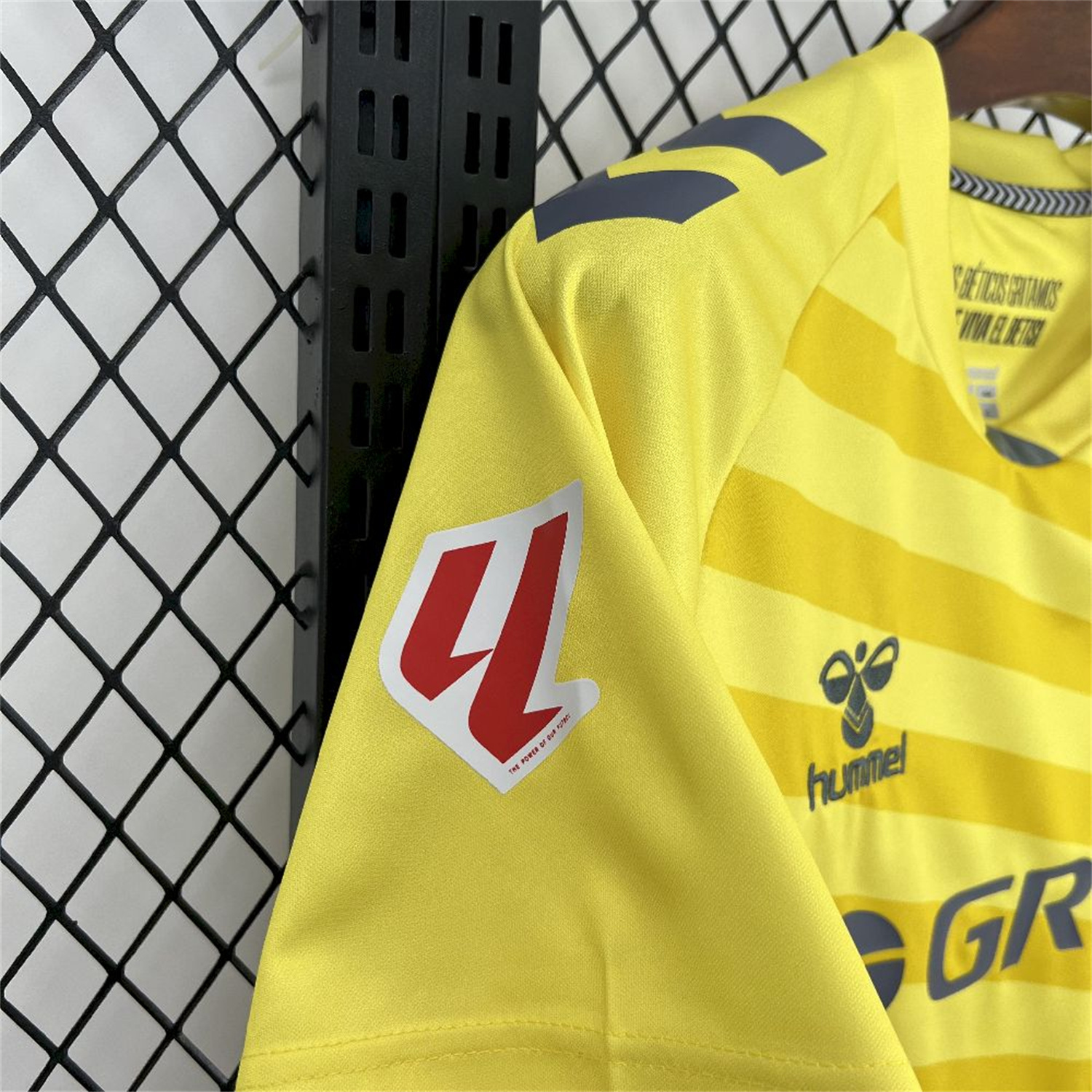 Real Betis 25-26 Yellow Goalkeeper Jersey - Fans Version - SOCCERDEALSHOP