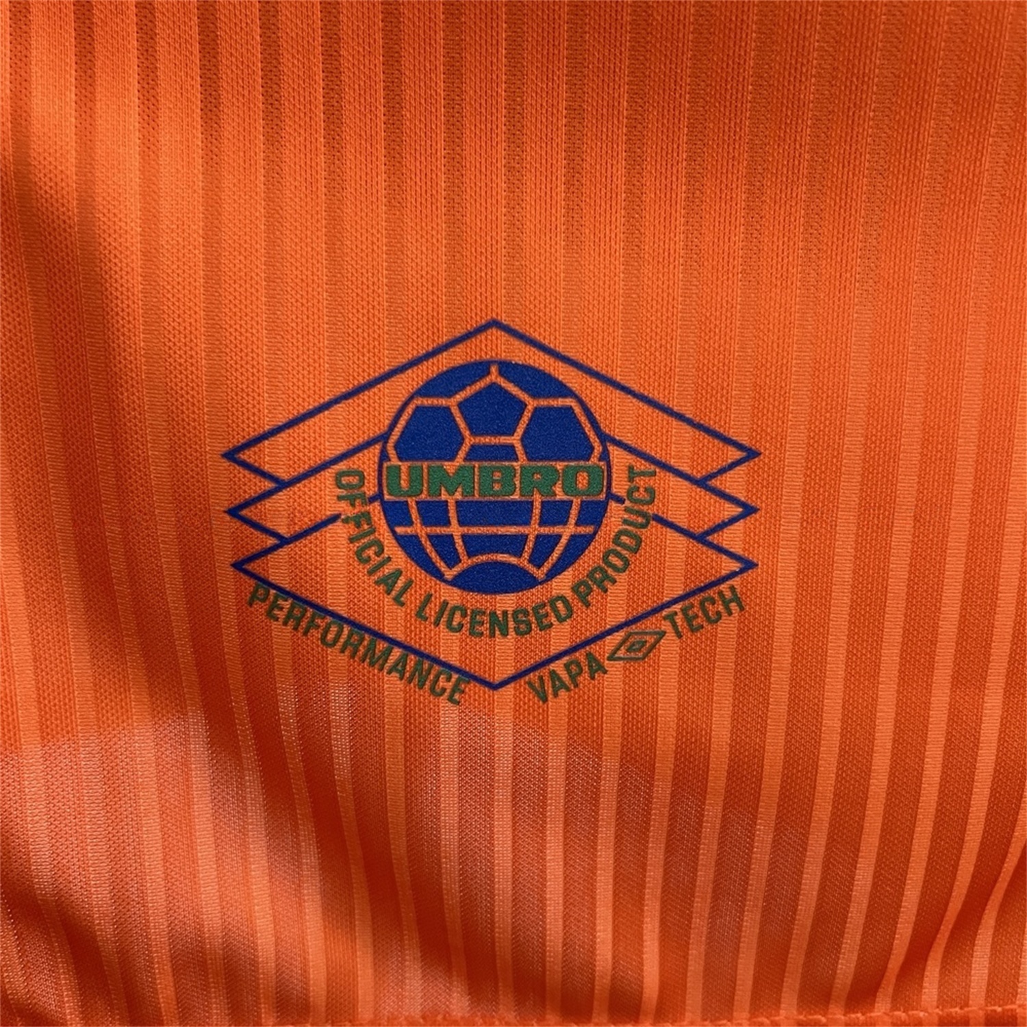 Retro Ireland 1996-97 Away Orange Jersey - SOCCERDEALSHOP