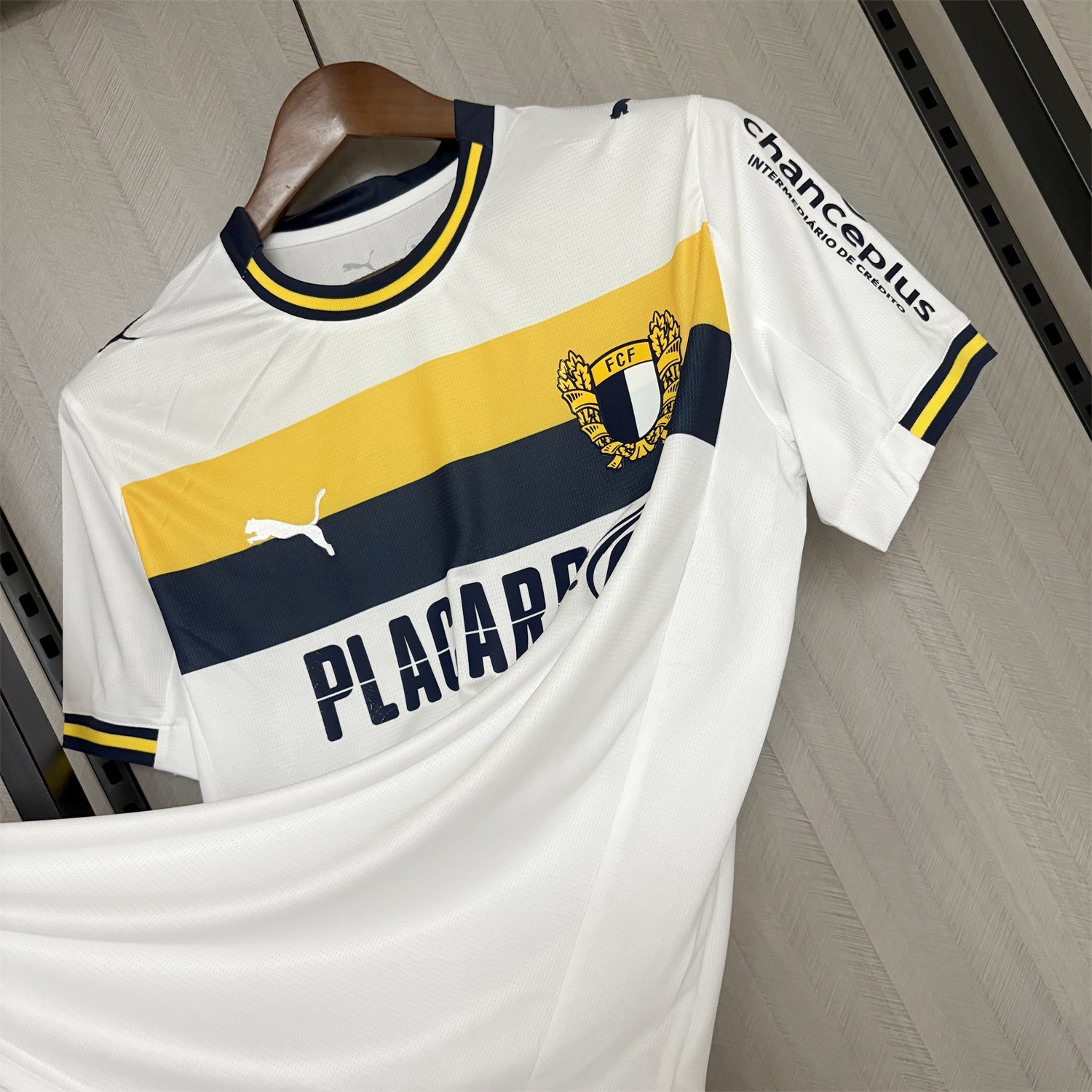 FC Famalicão 25-26 Home White Jersey - Fans Version - SOCCERDEALSHOP