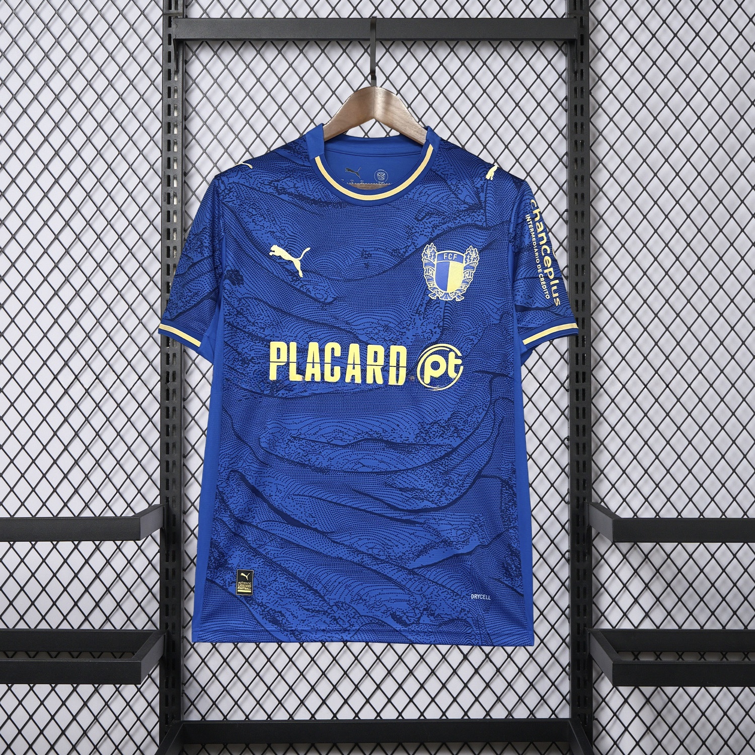 FC Famalicão 25-26 Away Blue Jersey - Fans Version - SOCCERDEALSHOP