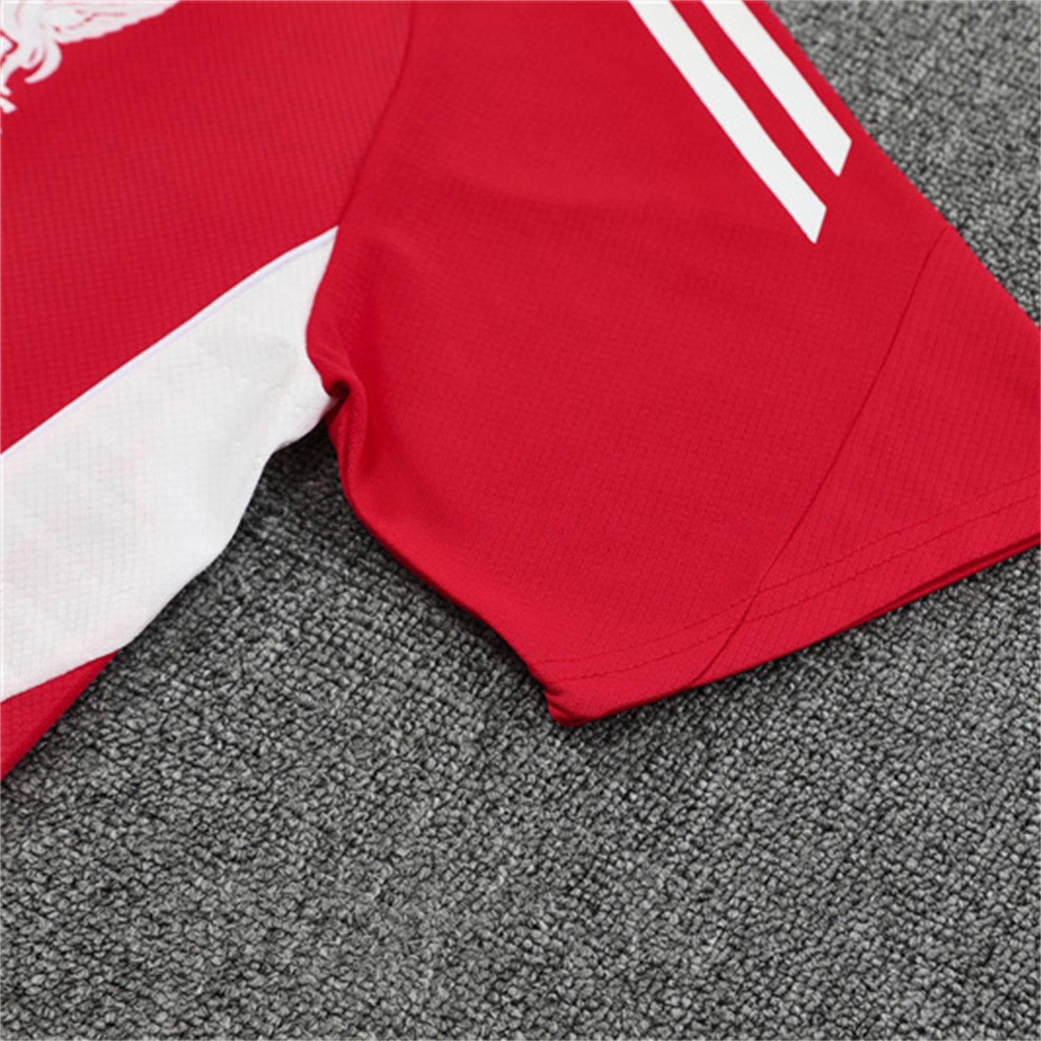 Arsenal 25-26 Kids Short-Sleeve Training Set - Red Top & Black Shorts - SOCCERDEALSHOP