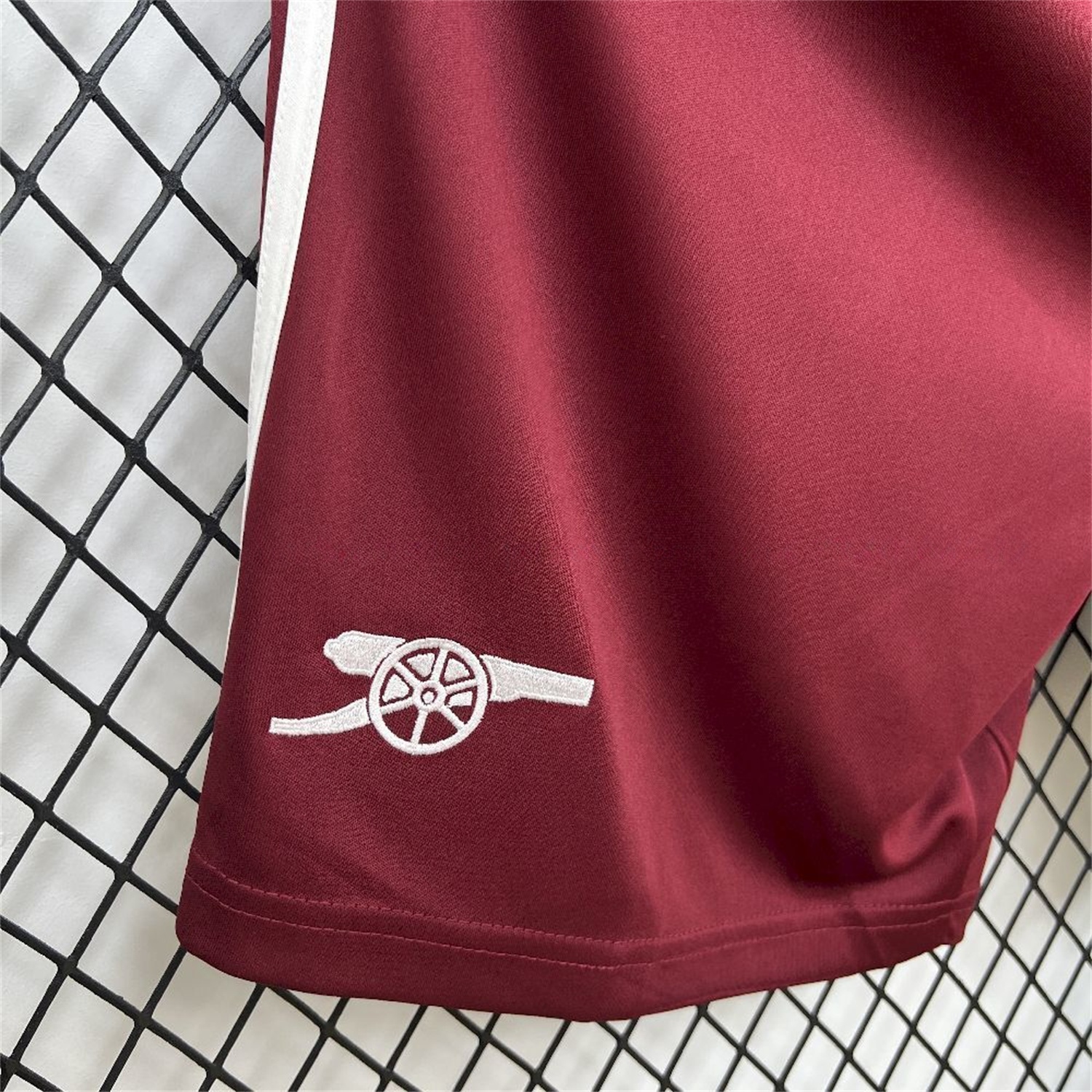 Arsenal 25-26 Third Red Shorts - Fans Version - SOCCERDEALSHOP