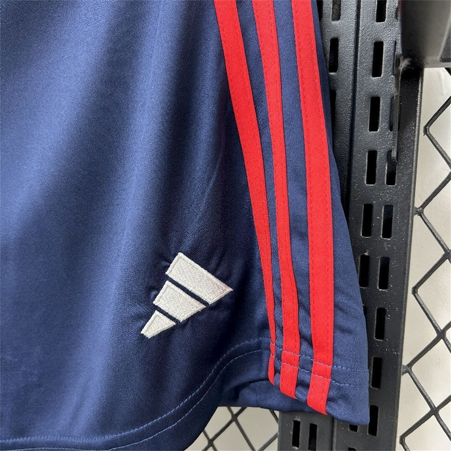 Arsenal 25-26 Away Blue Shorts - Fans Version - SOCCERDEALSHOP