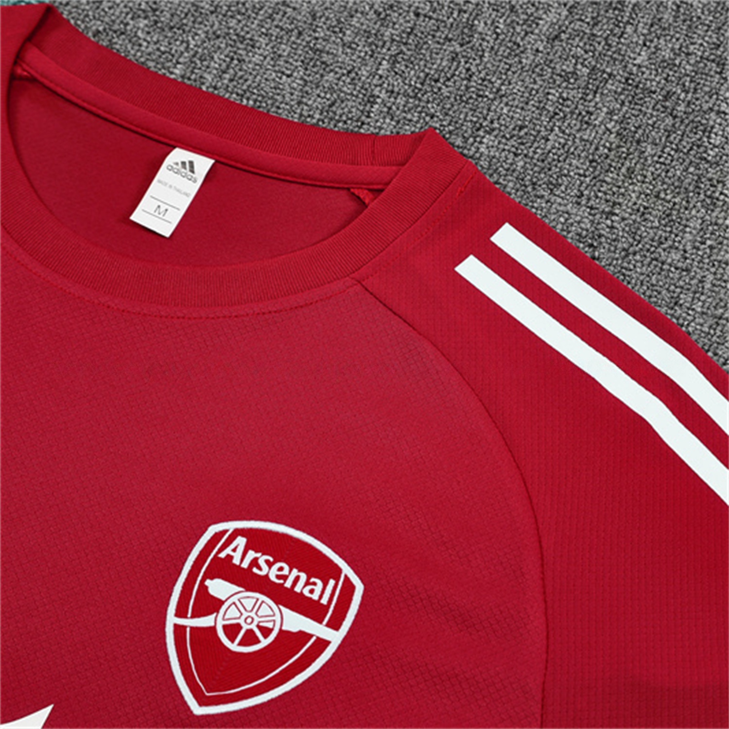 Arsenal 25-26 Short-Sleeve Training Set- Red Top & Green Shorts - SOCCERDEALSHOP