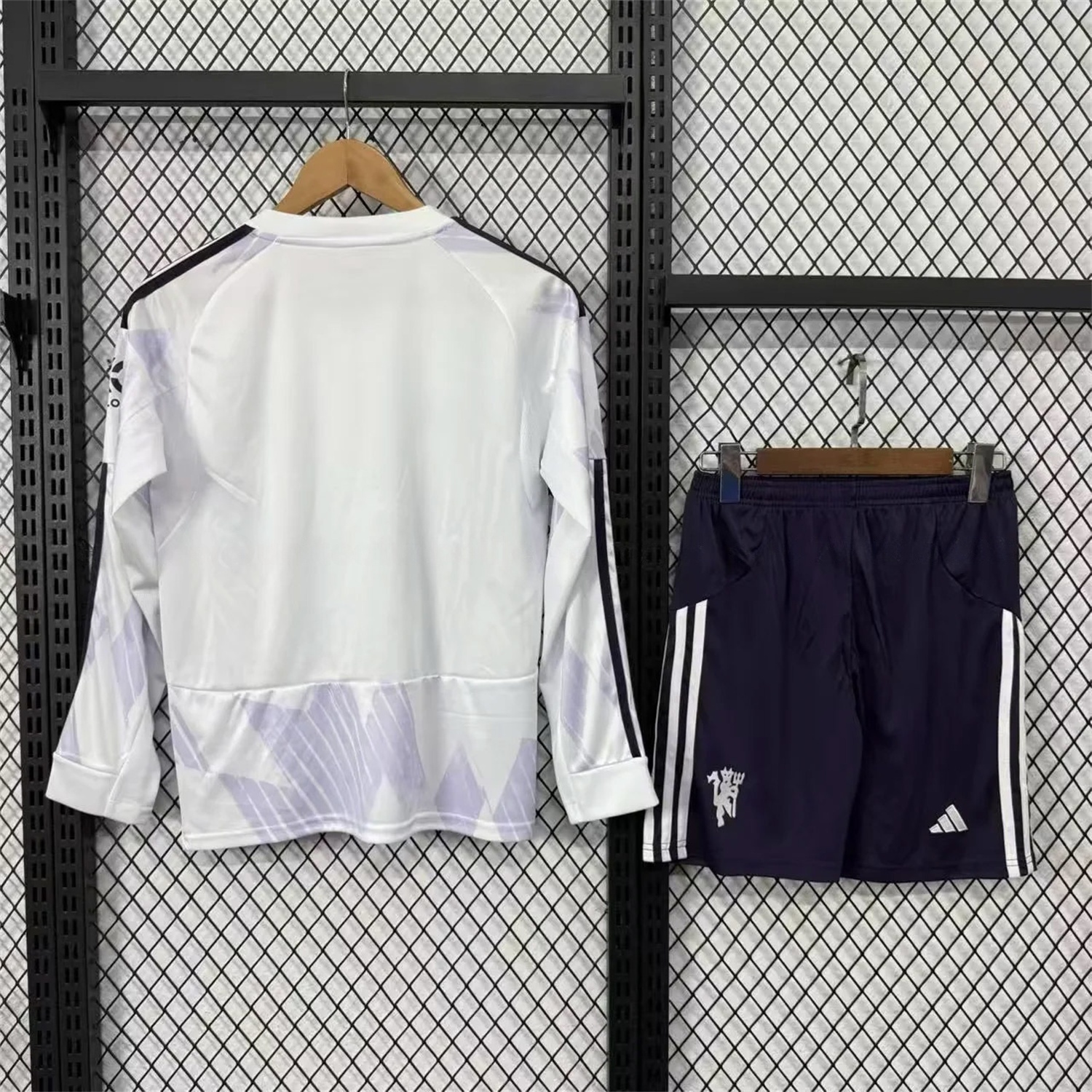 Manchester United 25-26 Away Long Sleeves Kids Kit - SOCCERDEALSHOP