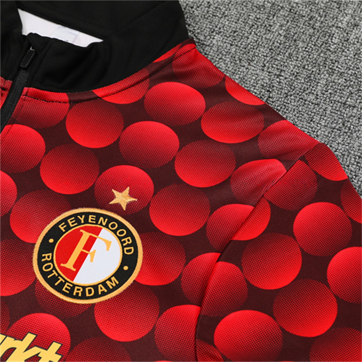Feyenoord 25-26 Long Sleeve Training Set - Red Top & Black Pants - SOCCERDEALSHOP