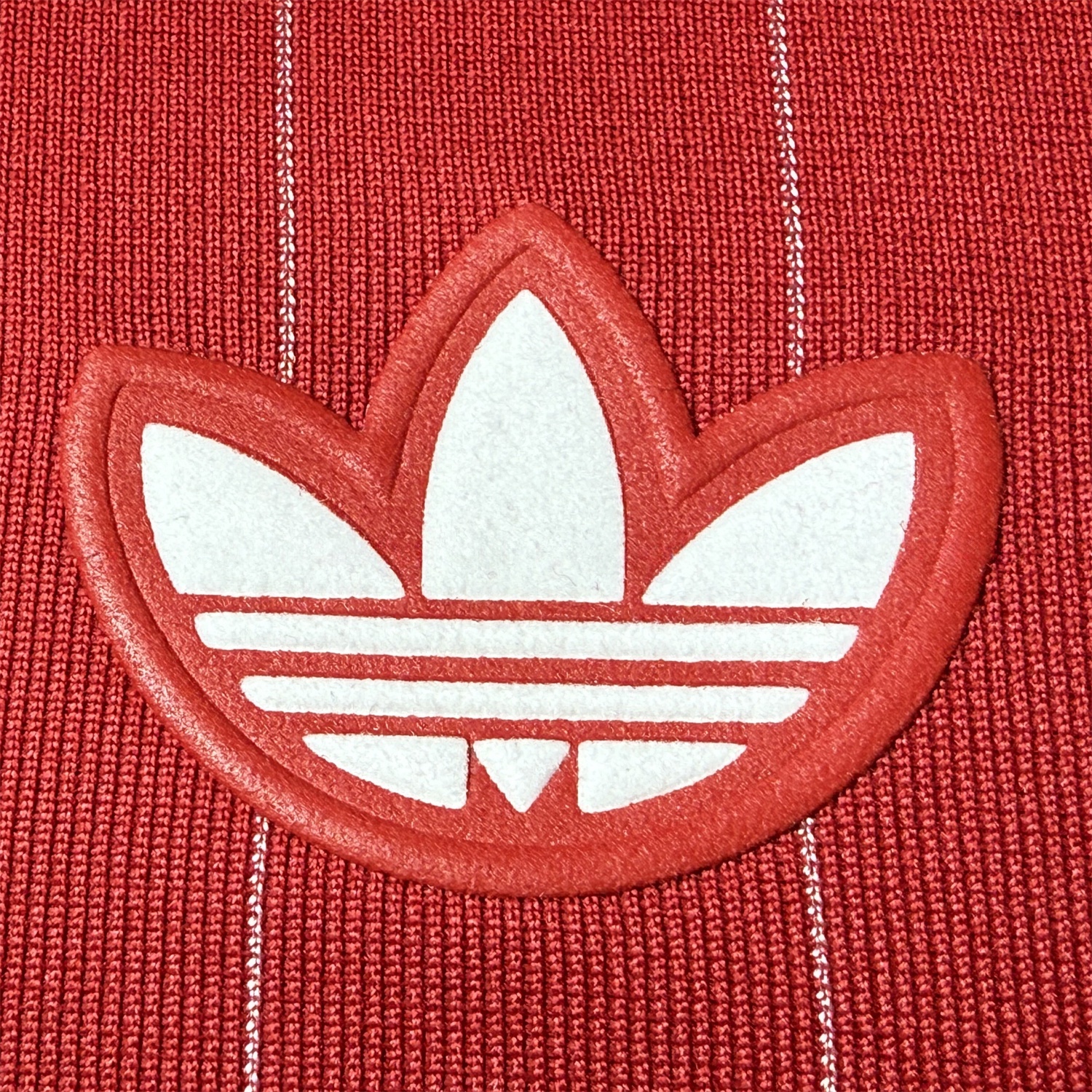 Bayern Munich 25-26 Trefoil Red And White Travel Jersey - Player Version - SOCCERDEALSHOP