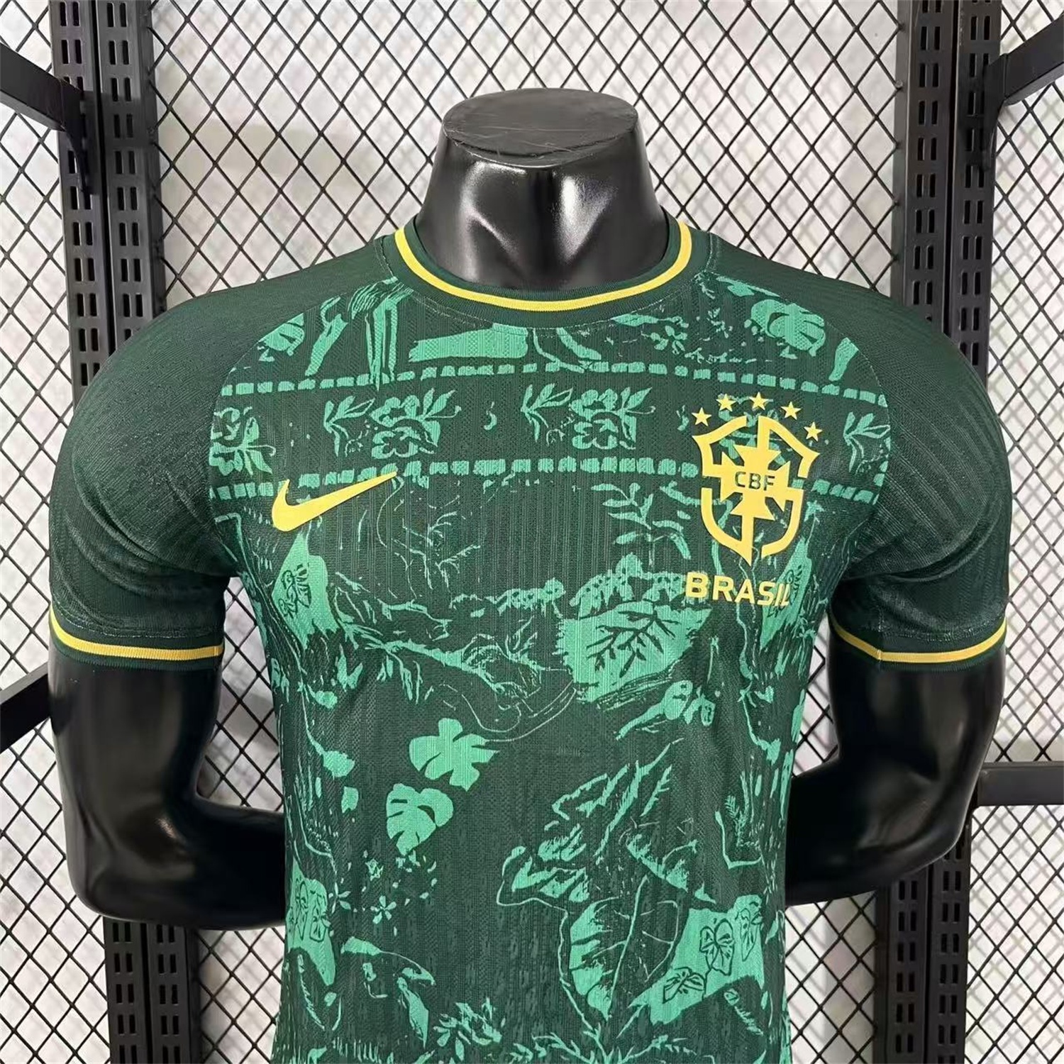 Brazil 25-26 Green Leaves Jersey - Player Version - SOCCERDEALSHOP