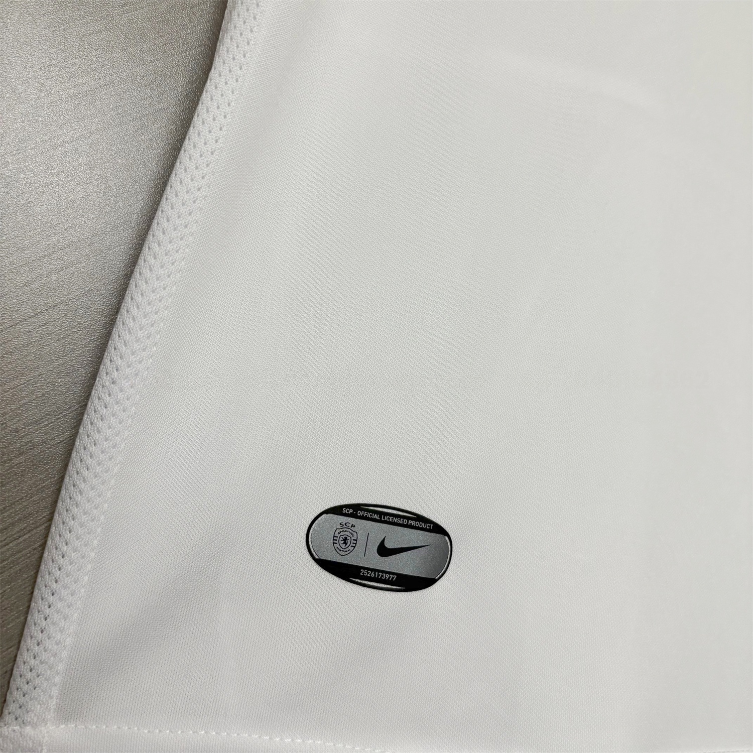 Sporting CP 25-26 Pink And White Special Jersey - Fans Version - SOCCERDEALSHOP