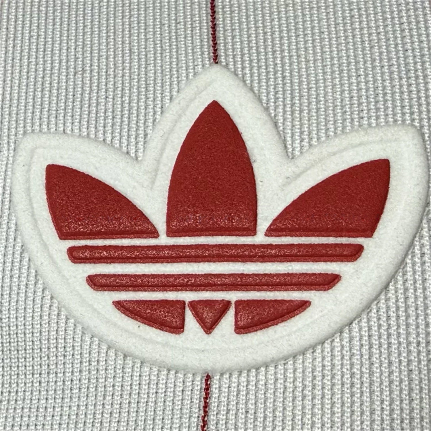 Manchester United 25-26 Trefoil Red Lines White Travel Jersey - Player Version - SOCCERDEALSHOP