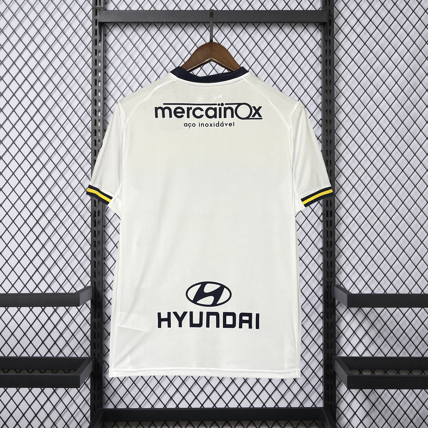 FC Famalicão 25-26 Home White Jersey - Fans Version - SOCCERDEALSHOP