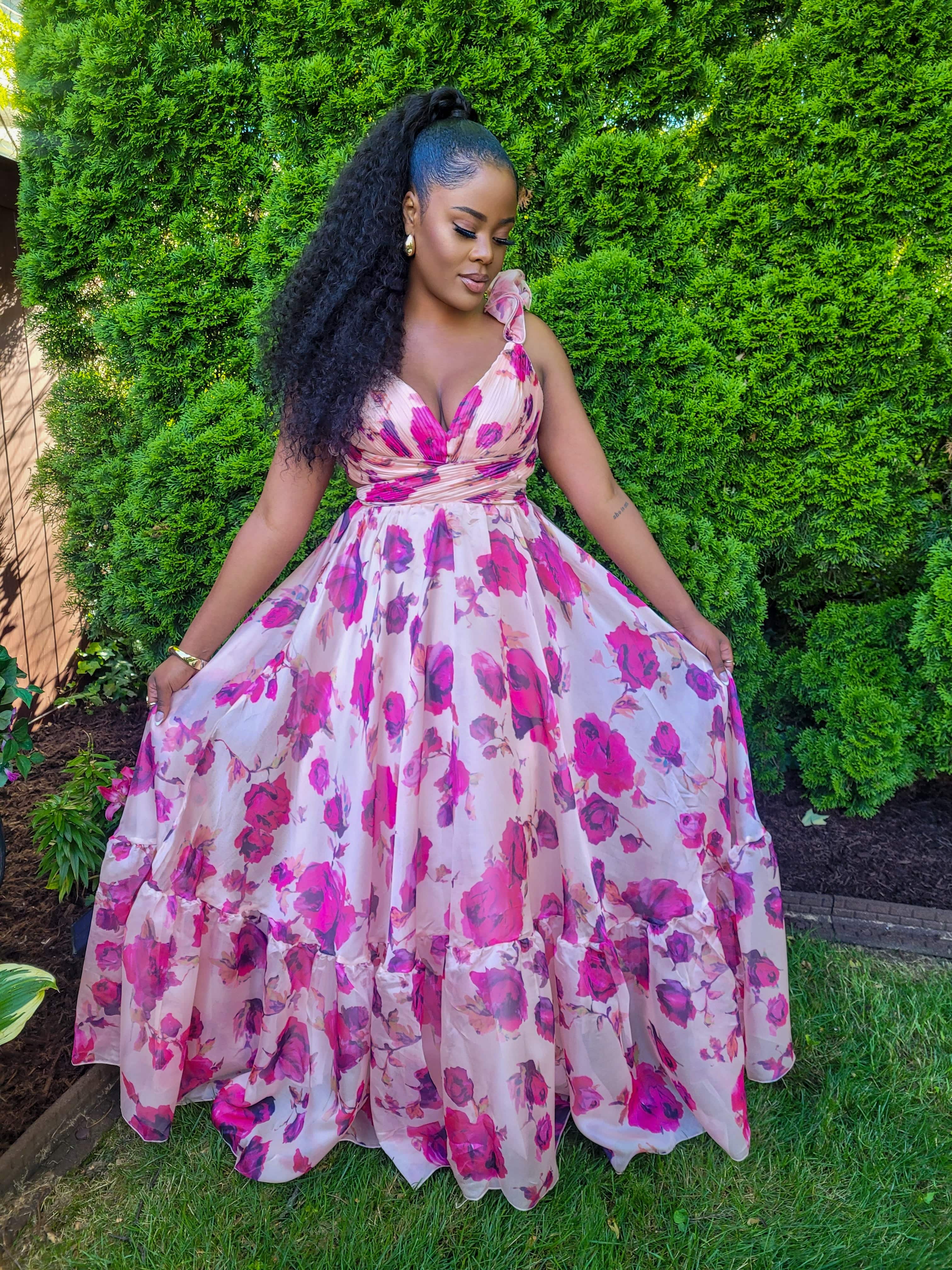 UNTOUCHABLE CHIC FLORAL MAXI DRESS