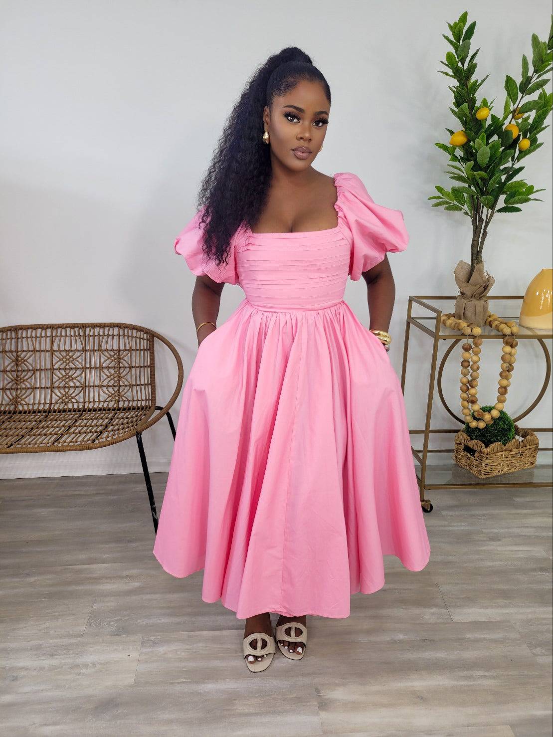 LUSH BALLON SLEEVE MIDI DRESS (PINK)