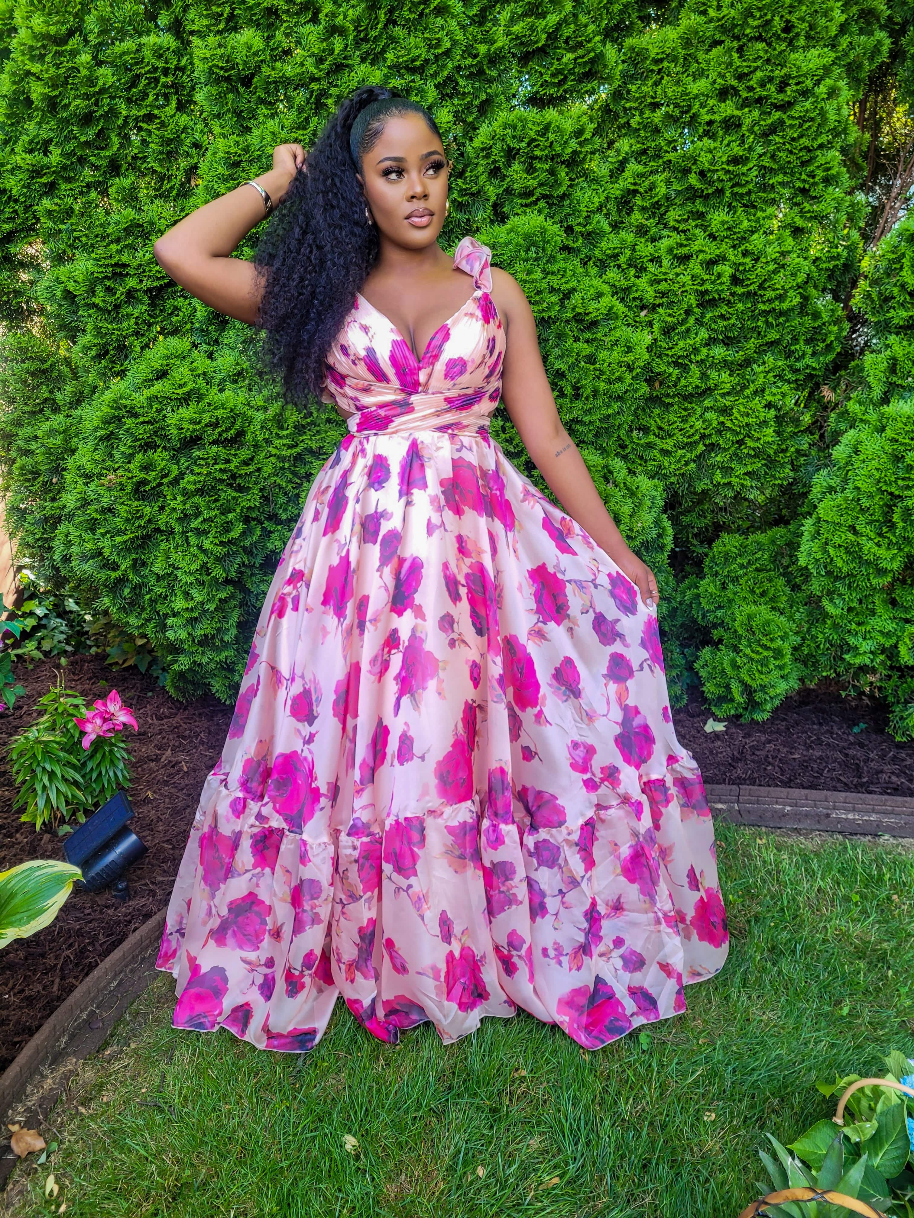 UNTOUCHABLE CHIC FLORAL MAXI DRESS