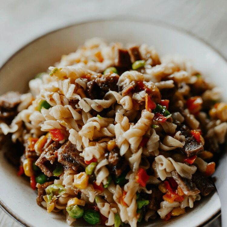 Back Country Beef & Pasta Hotpot Regular