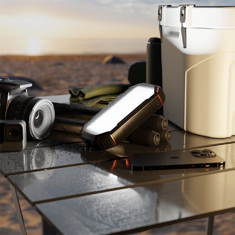 Cygnett ChargeUp Outback 20,000mAh Outdoor Solar Power Bank Black 20K