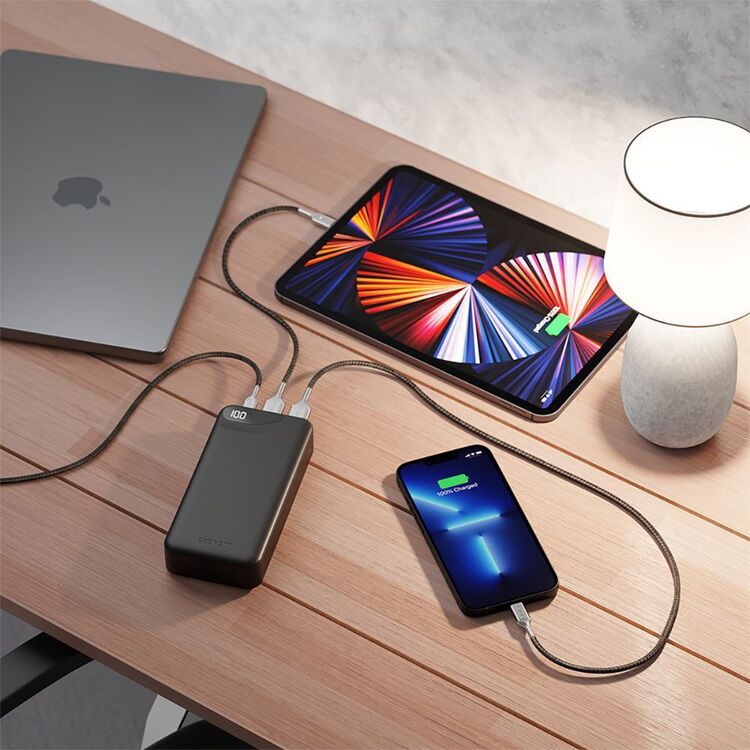 Cygnett ChargeUp Boost Gen3 20,000mAH Power Bank Black 20K