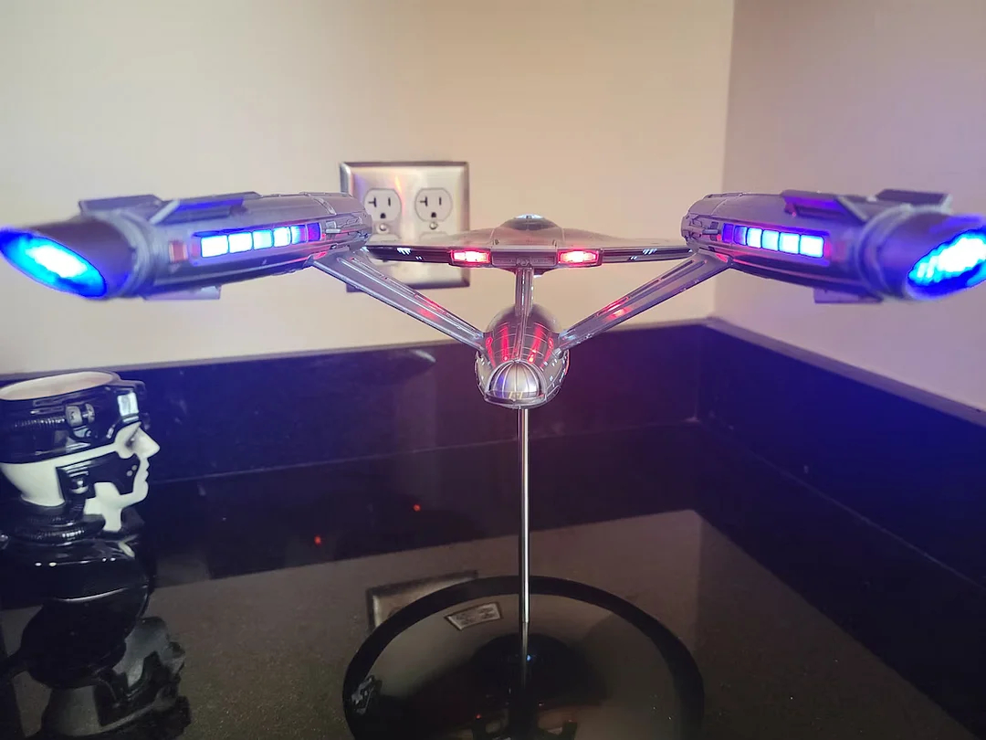 Enterprise 1:1000 Scale Set Prop Replica Model With Lights
