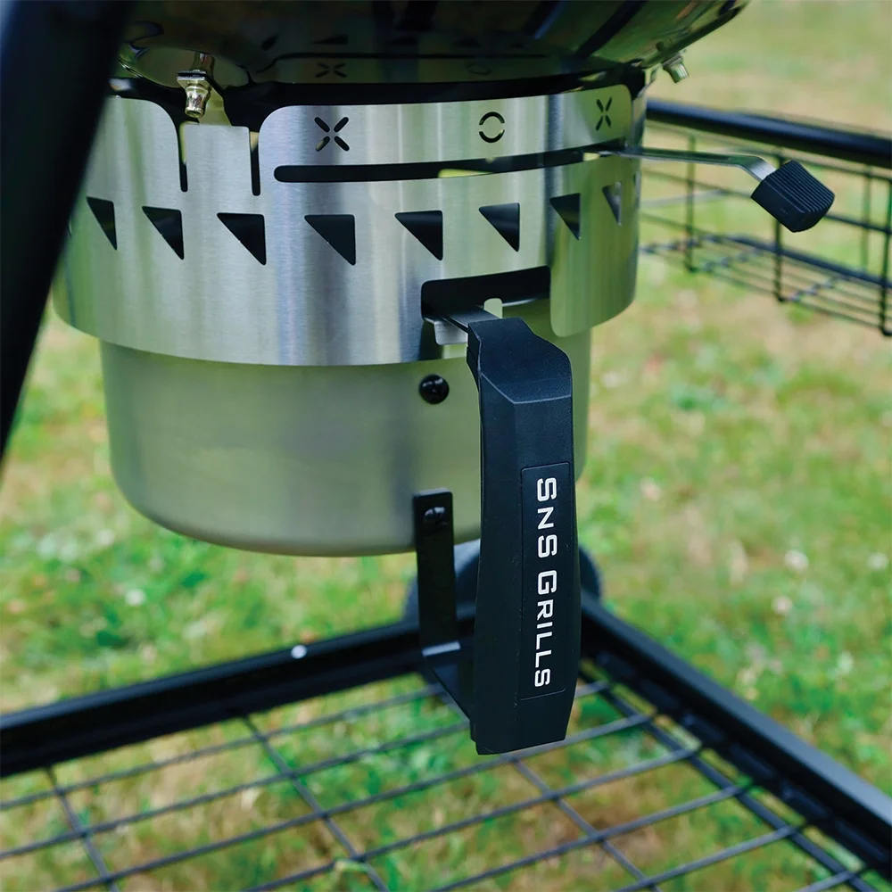 Slow 'N Sear® MasterKettle Charcoal Grill + Smoker - 22