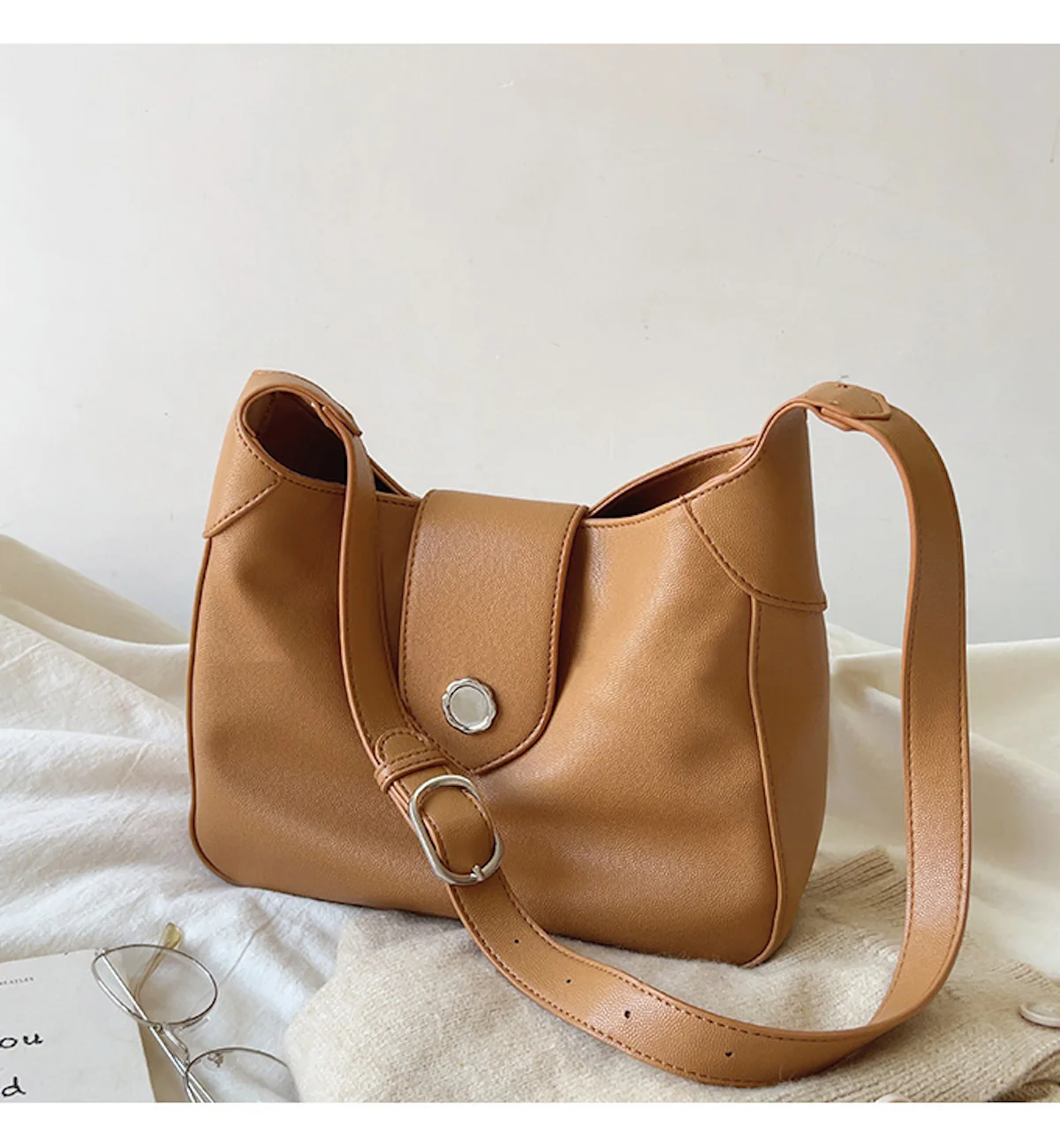 Retro Leather Messenger Tote Bag