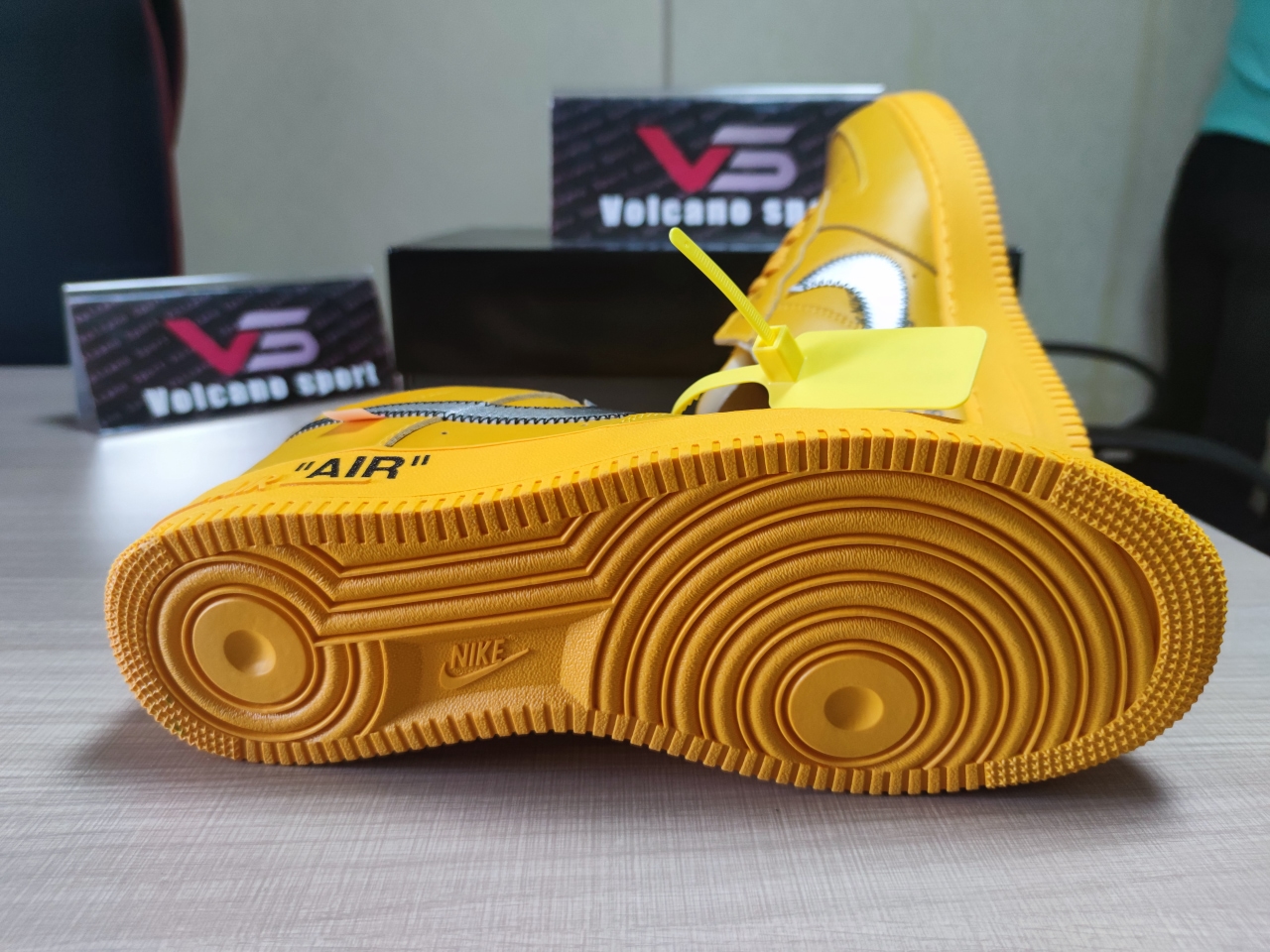 Off-White X Air Force 1 LOW X＂Lemonads＂DD1876-700