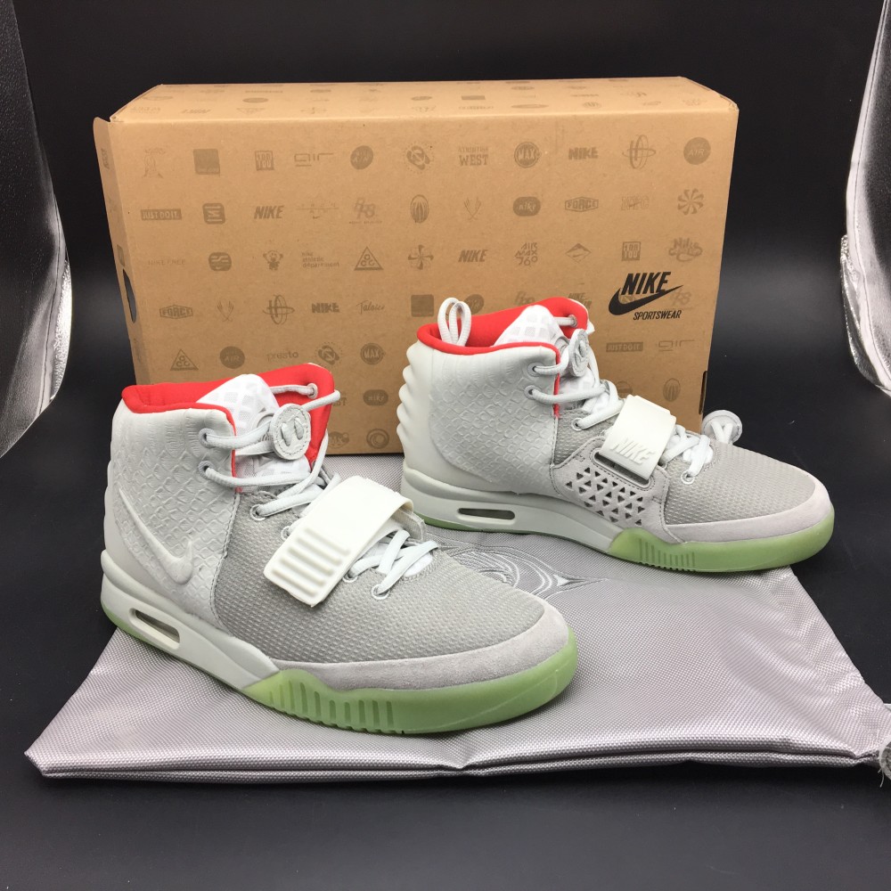 Nike Air Yeezy 2Pure Platinum