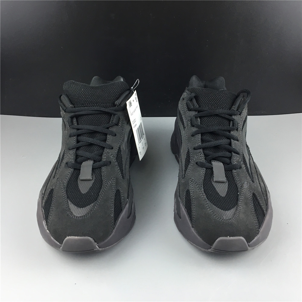 adidas Yeezy Boost 700 V2Vanta