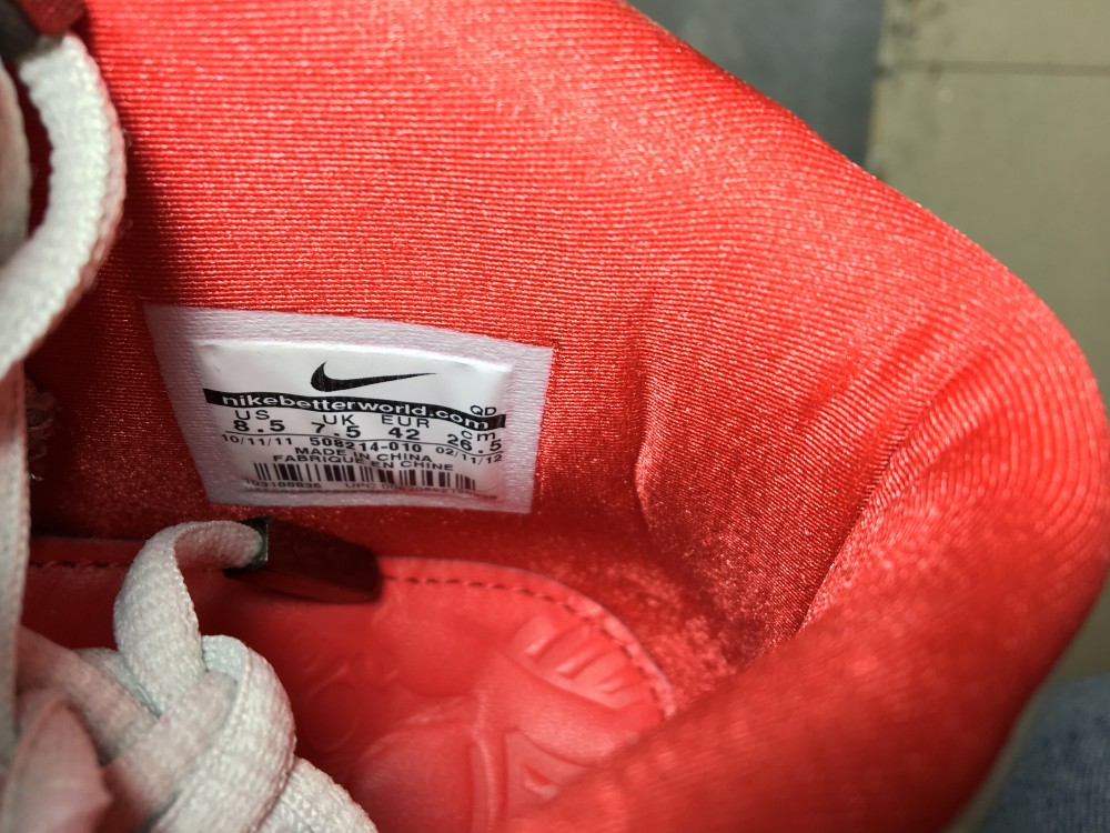 Nike Air Yeezy 2Pure Platinum