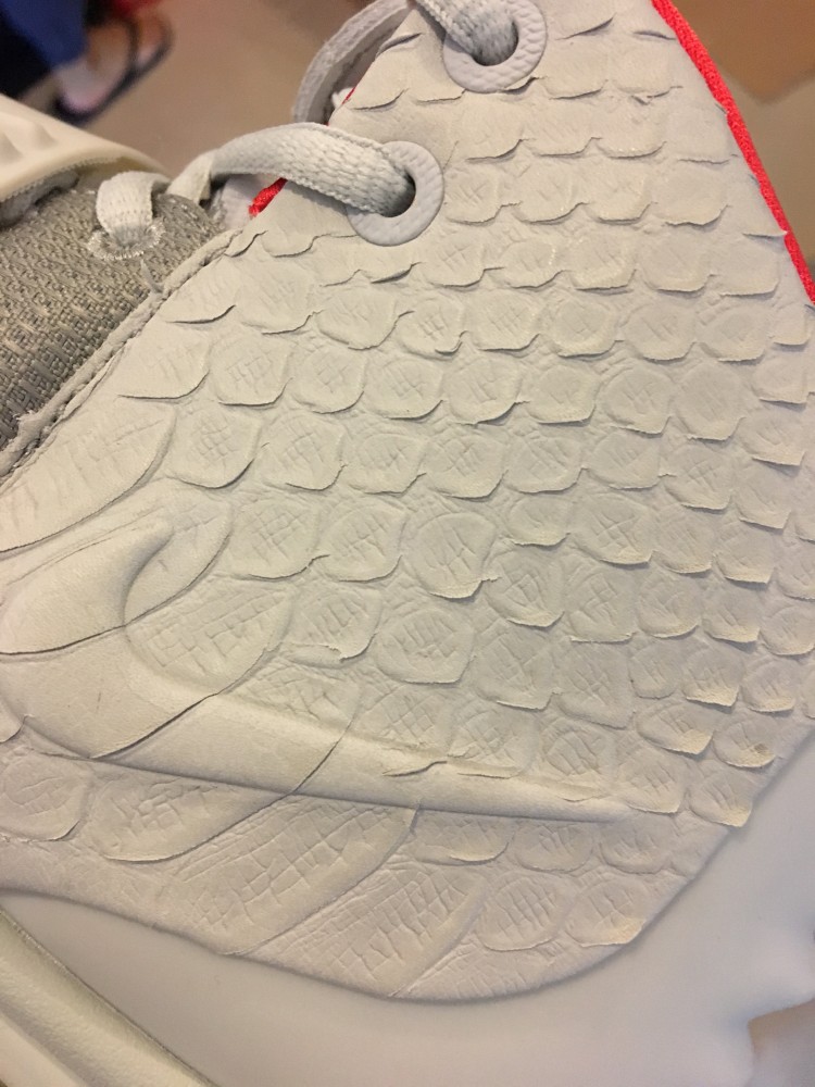 Nike Air Yeezy 2Pure Platinum