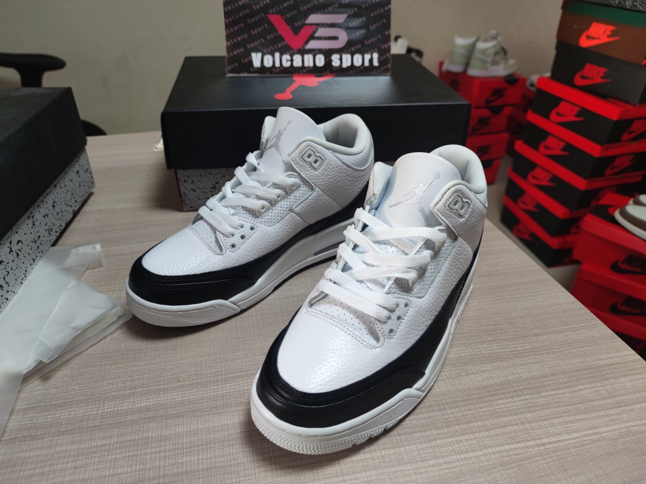 Fragment Design x Air Jordan 3 DA3595-100