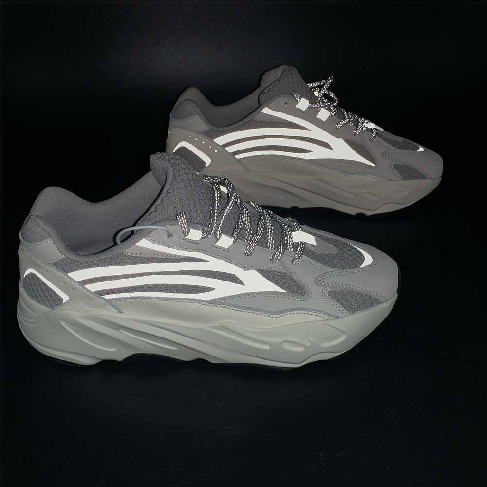 adidas Yeezy Boost 700 V2Static