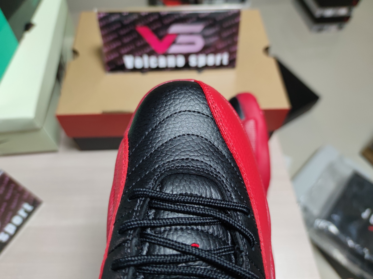 Jordan 12 Retro Flu Game 130690 002