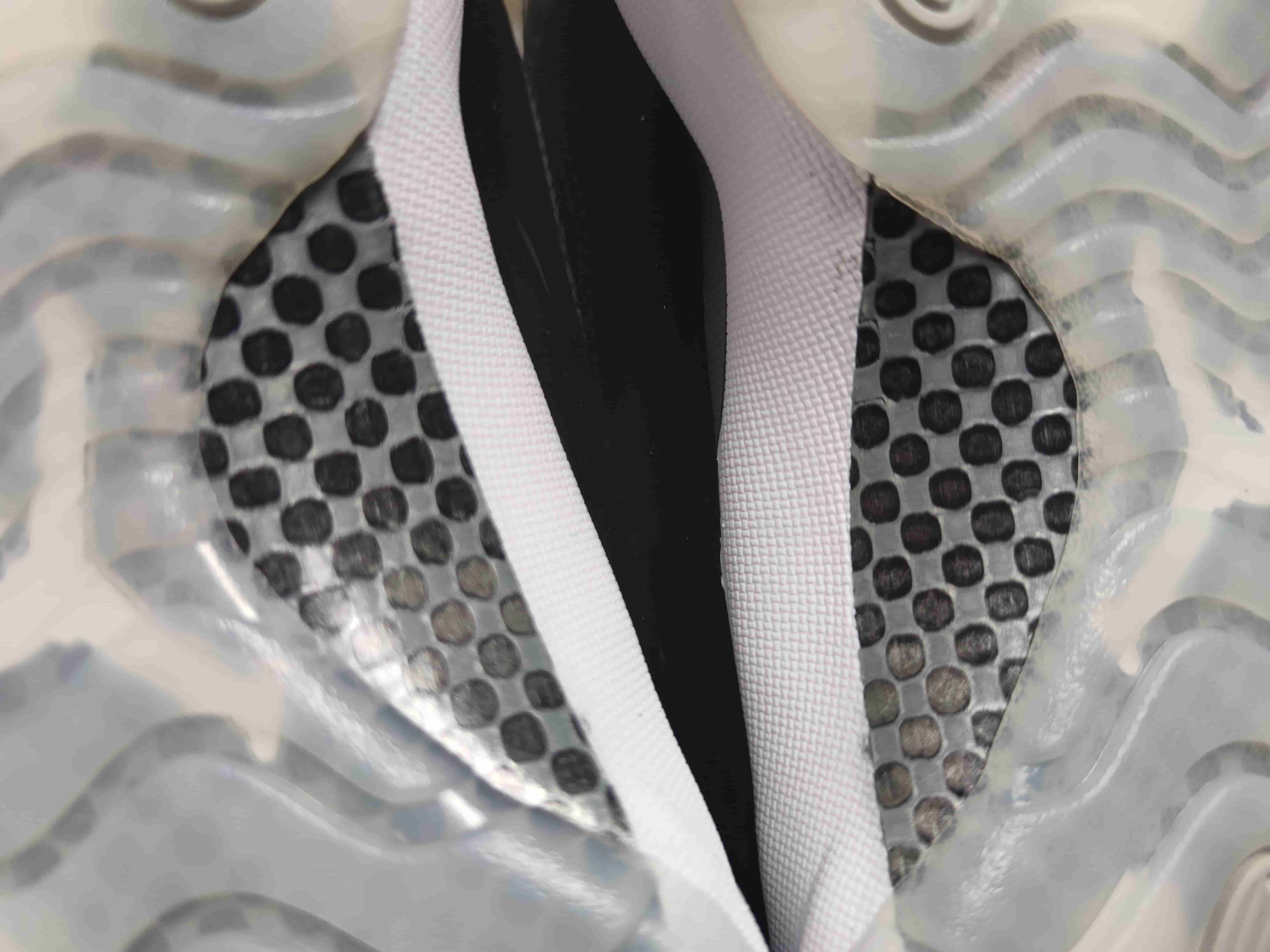 Jordan 11 25th Anniversary AR0715-011